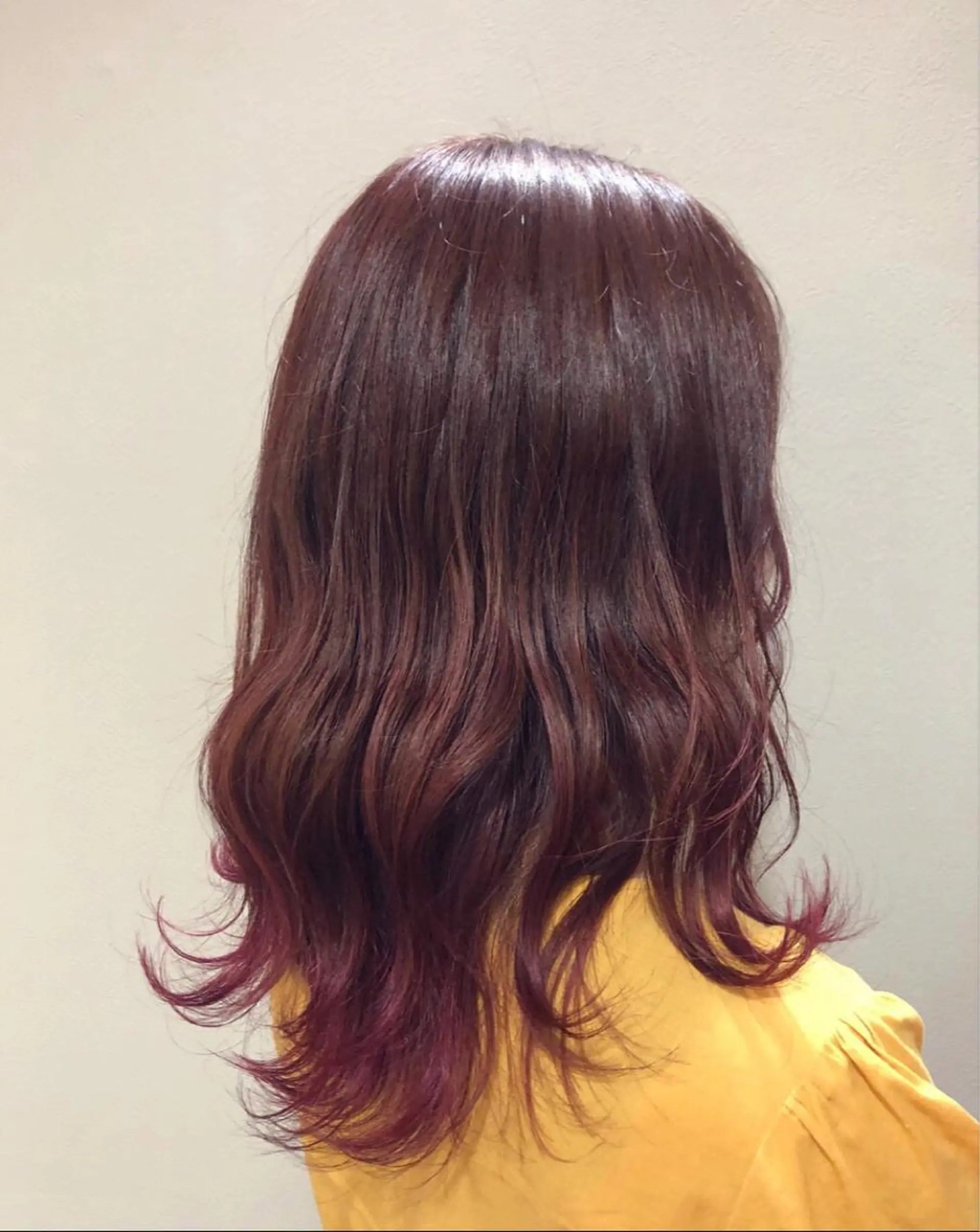 ロング カラー 唐澤 千尋のヘアスタイル