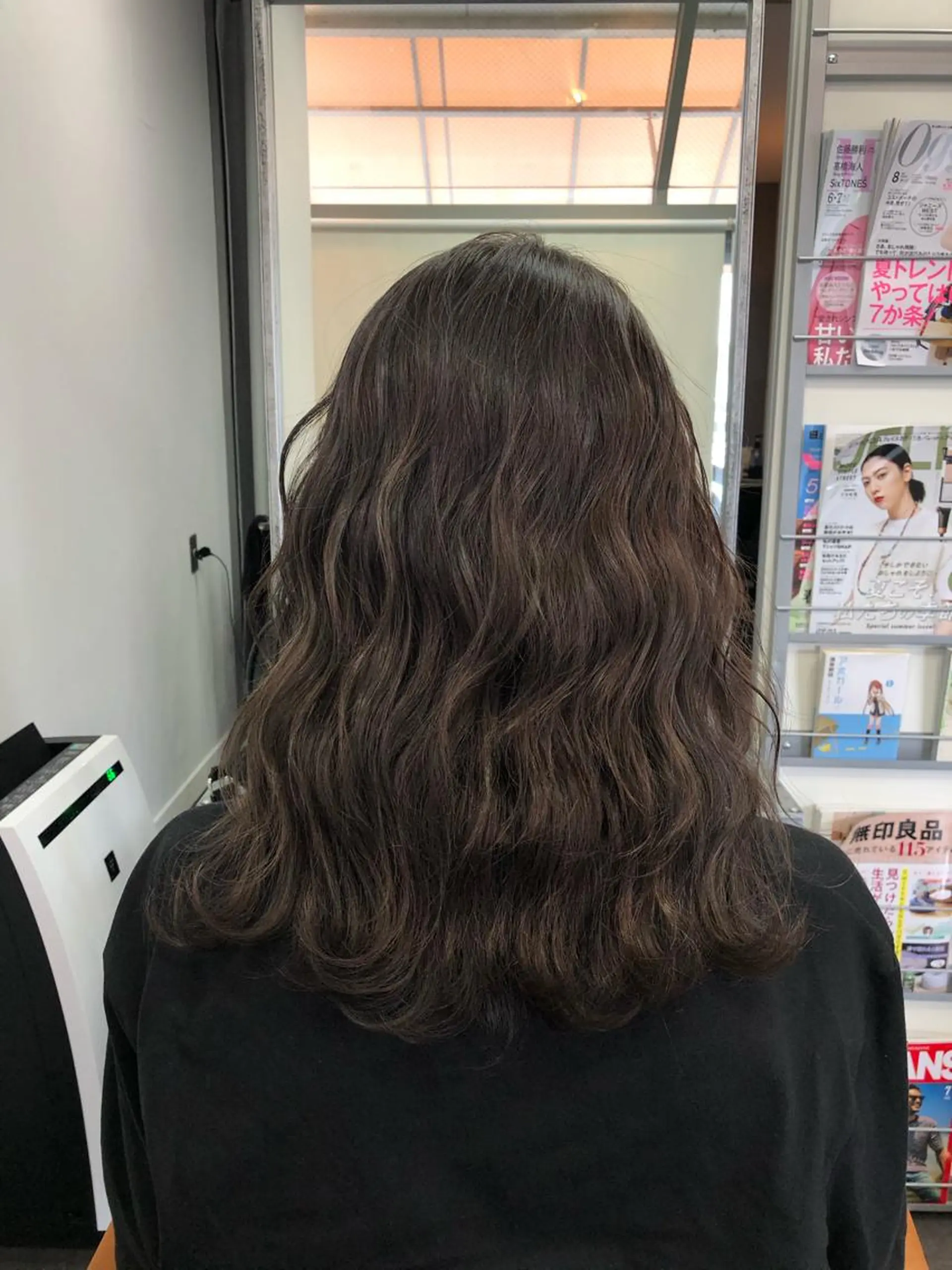 ミディアム カラー ヘアアレンジ カット ヘアカラー トリートメント 大塚 貴之のヘアスタイル