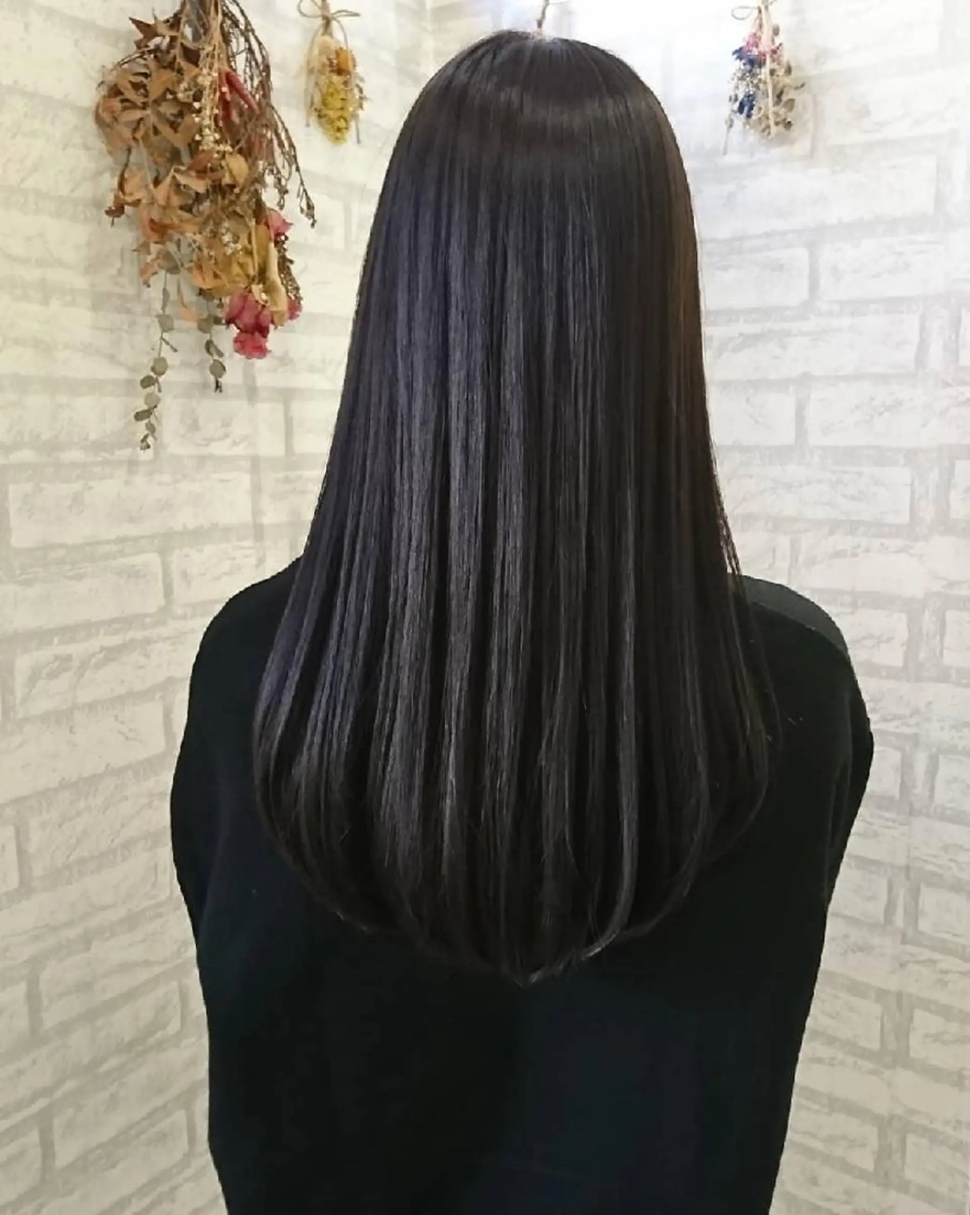 ロング カラー ダークグレー ダークグレージュ グレージュ カット 縮毛矯正 トリートメント ＊Cielo＊ 佐藤 幸世のヘアスタイル