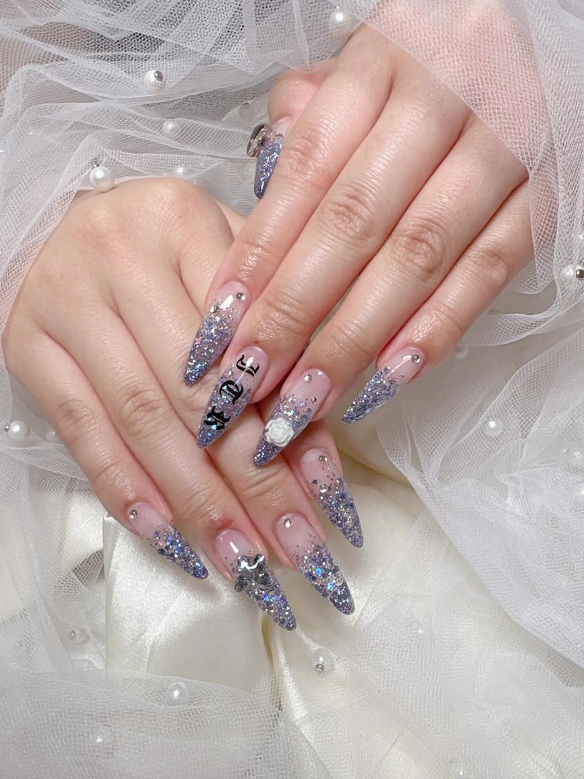 ネイル ハンドネイル ハンドケア 🦋 MiKi 🦋 ネイルサロンのネイルデザイン