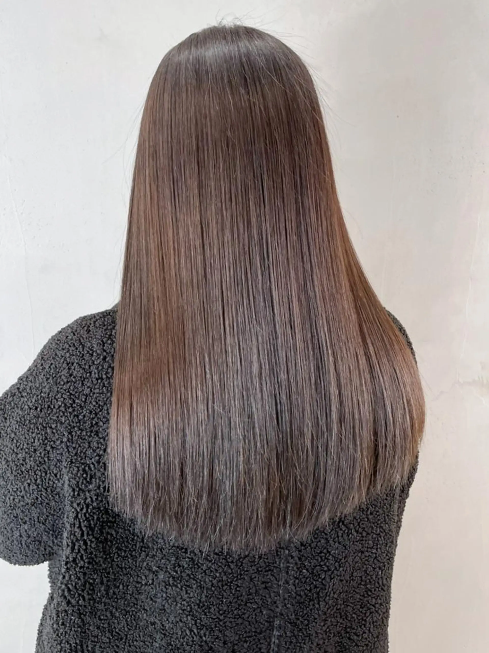 セミロング カラー カット ヘアカラー トリートメント ITbyALBUM 藤沢店のヘアスタイル