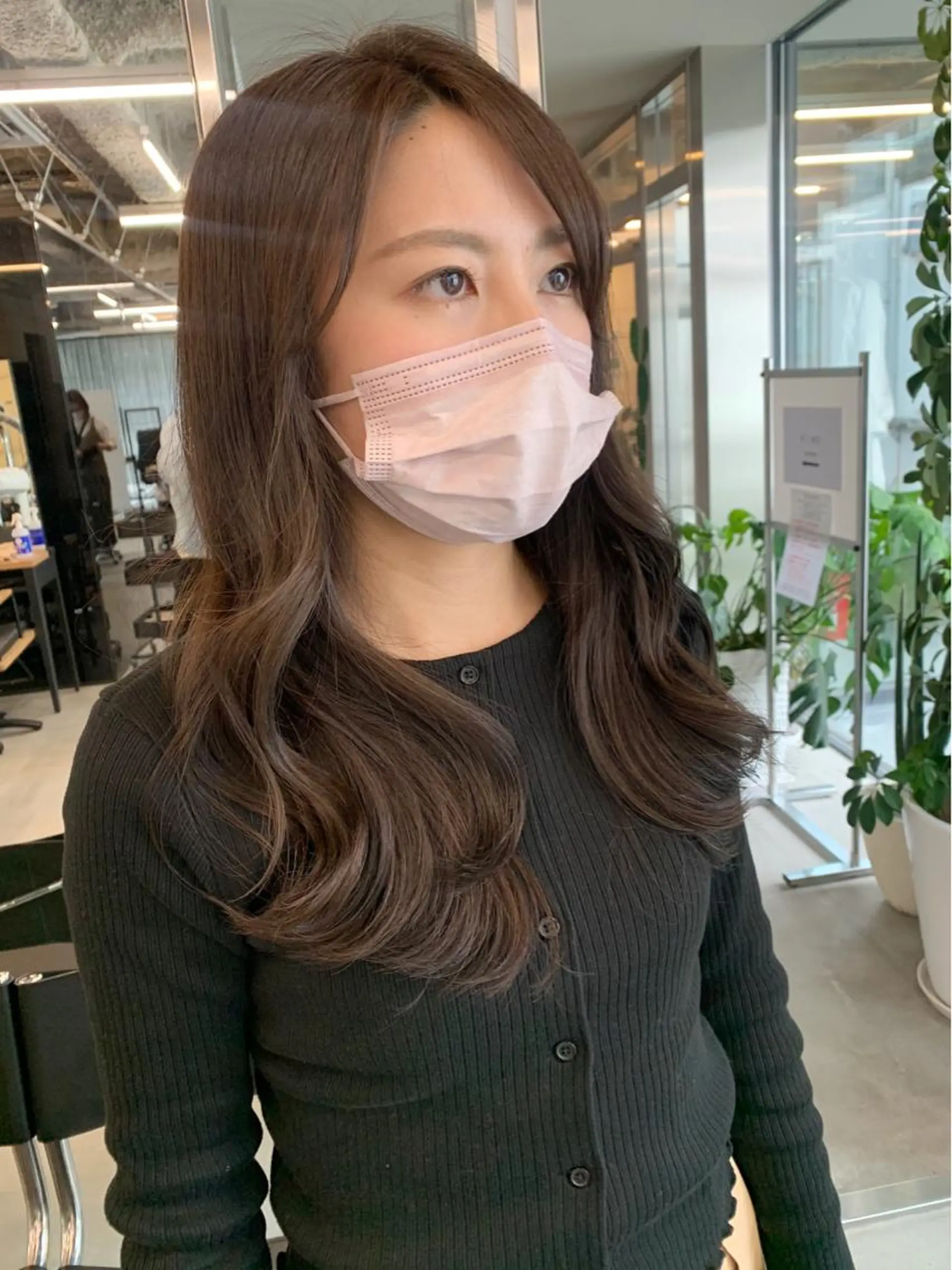 ミディアム カラー カット ヘアカラー トリートメント ヘッドスパ 透明感/オリーブ/ グレージュ/YUKAのヘアスタイル