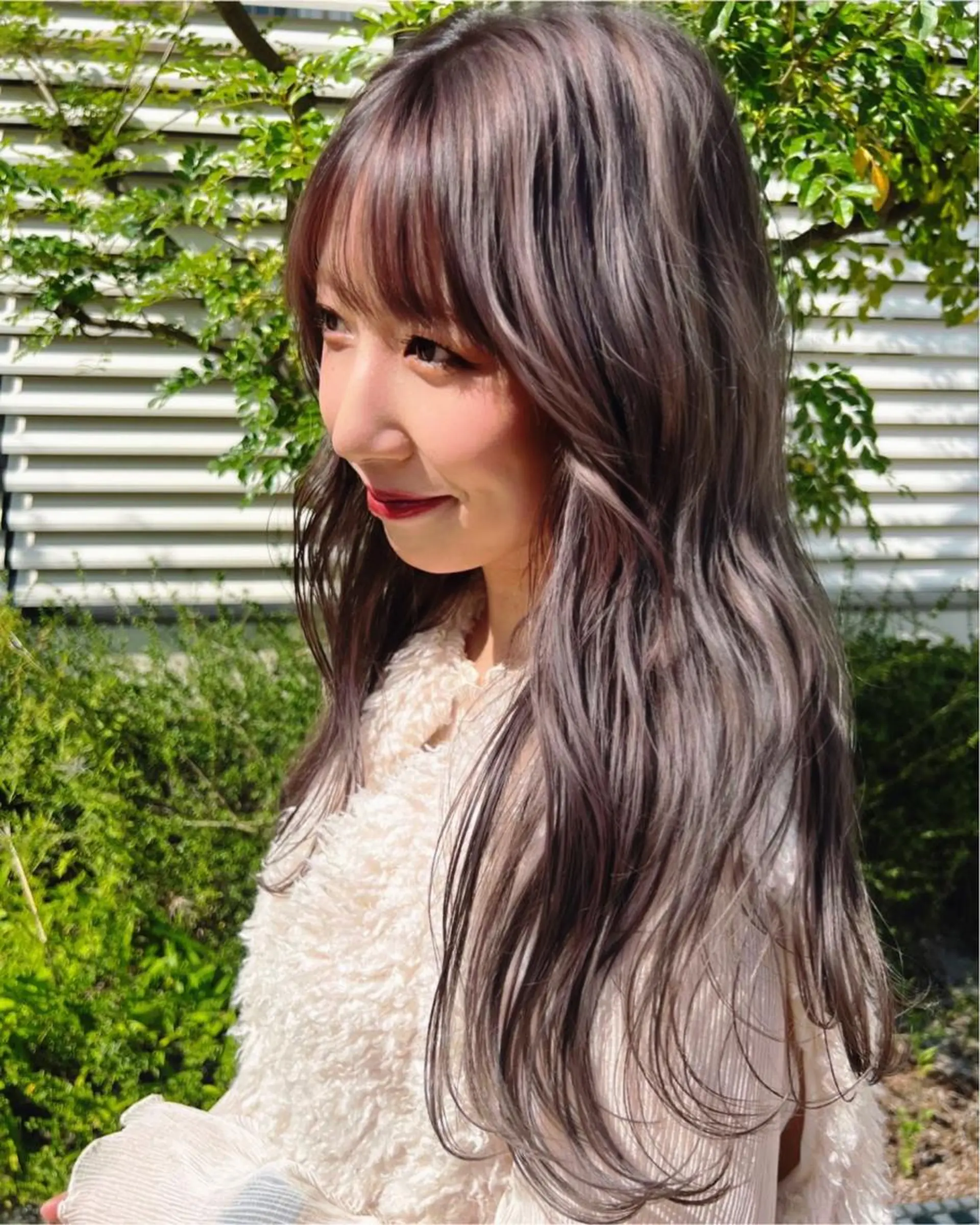 ミディアム カラー RAIMA ケアハイトーンのヘアスタイル