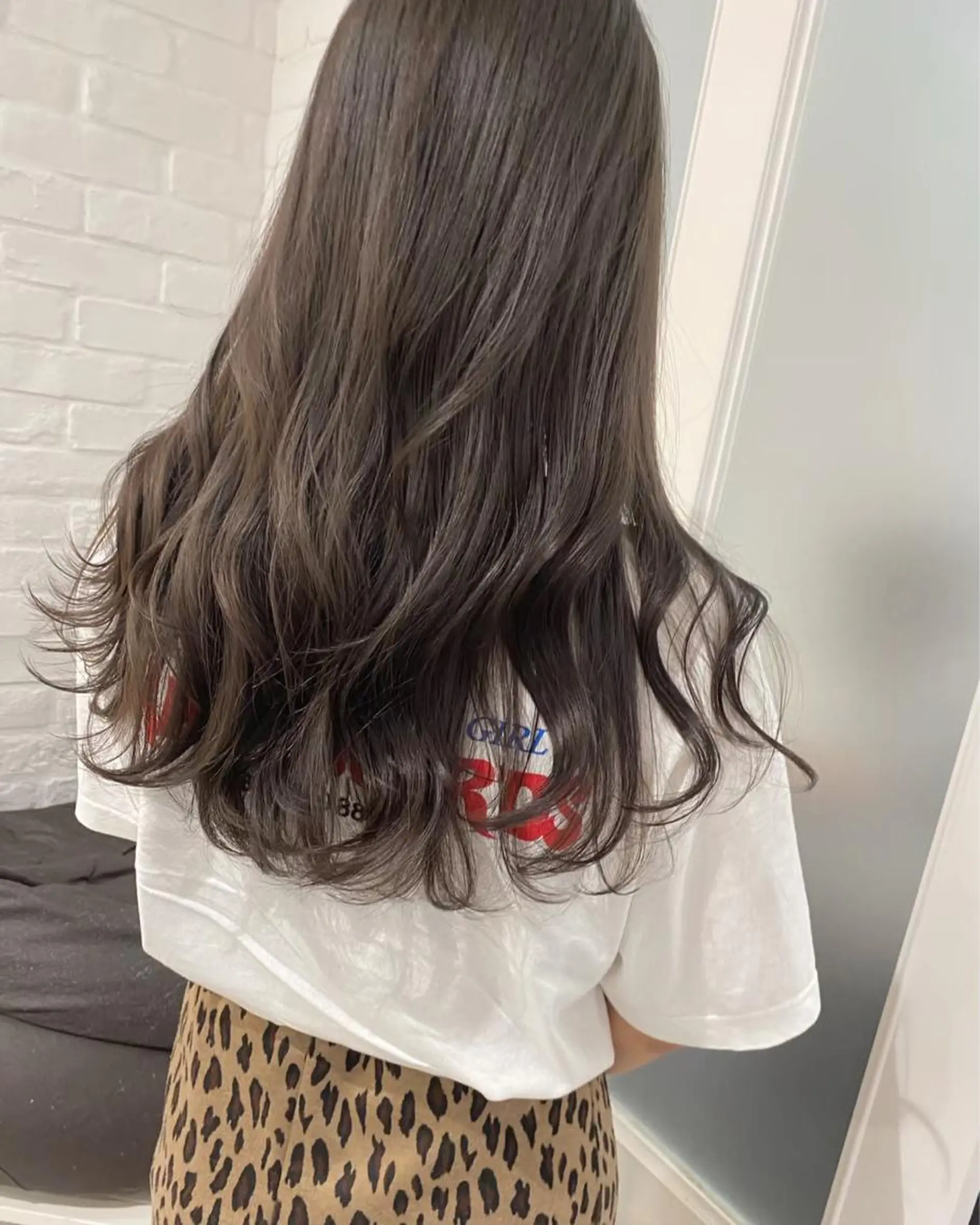 ロング ヘアカラー 山下恋佳/矢場町/ ブリーチ/ショートのヘアスタイル