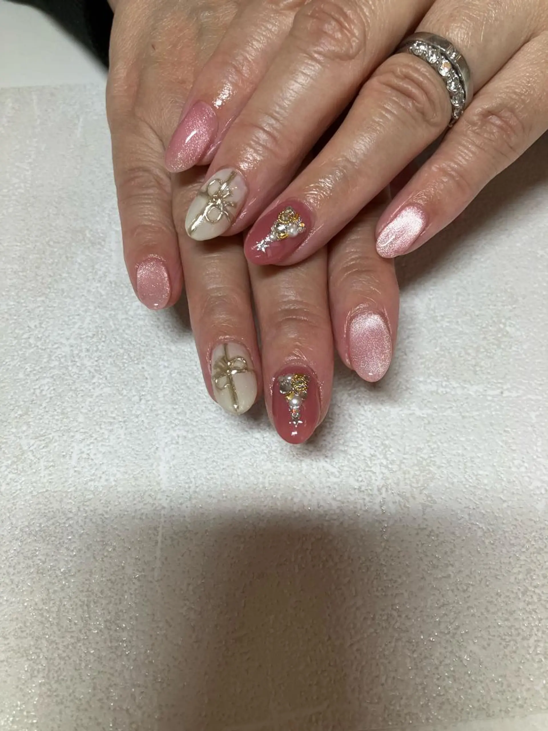 ネイル ピンク 冬ネイル クリスマス m'sNail 福岡西区 ネイルのネイルデザイン