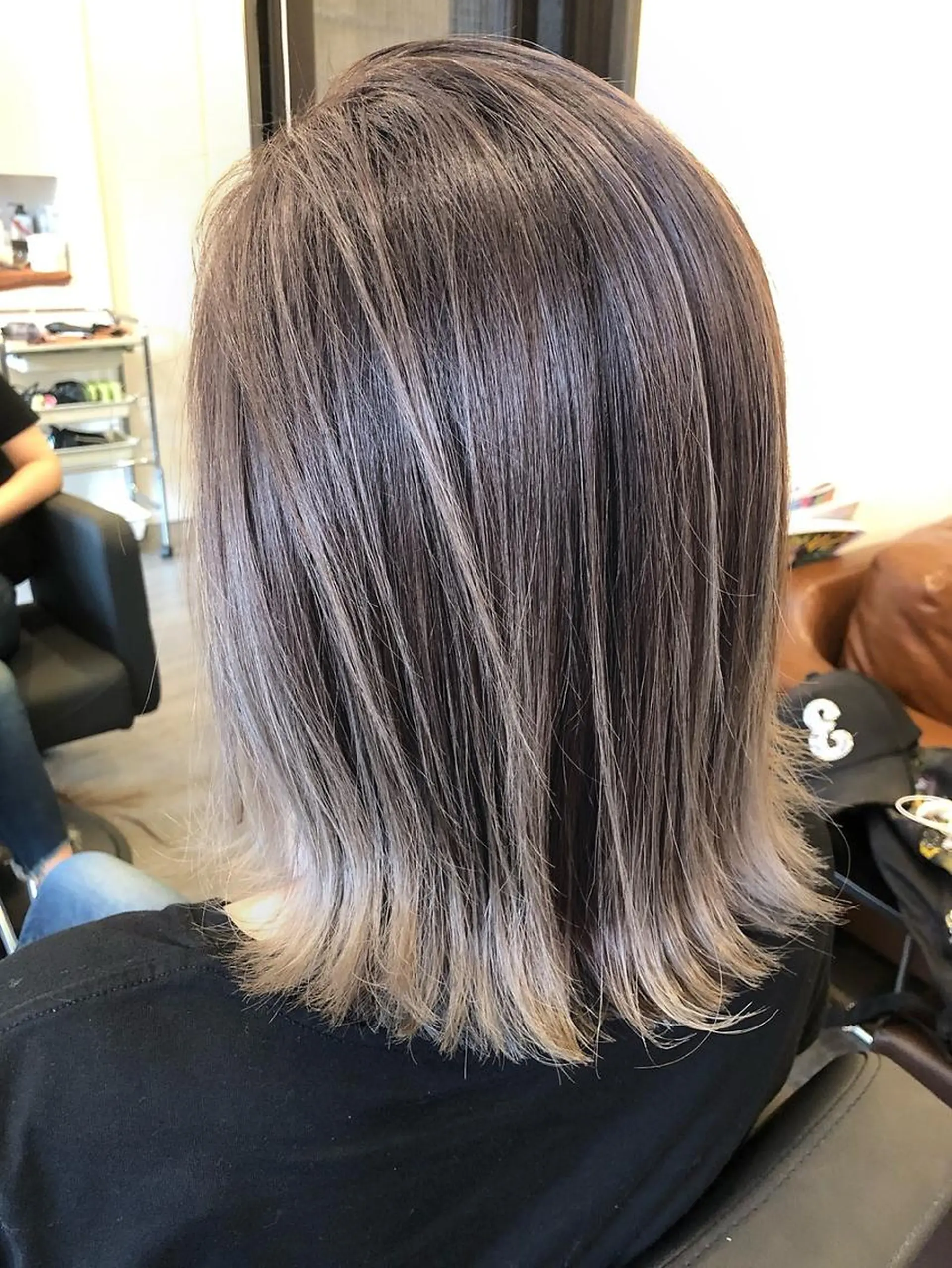 セミロング カット 100%高級人毛使用 LANIUMEDAのヘアスタイル