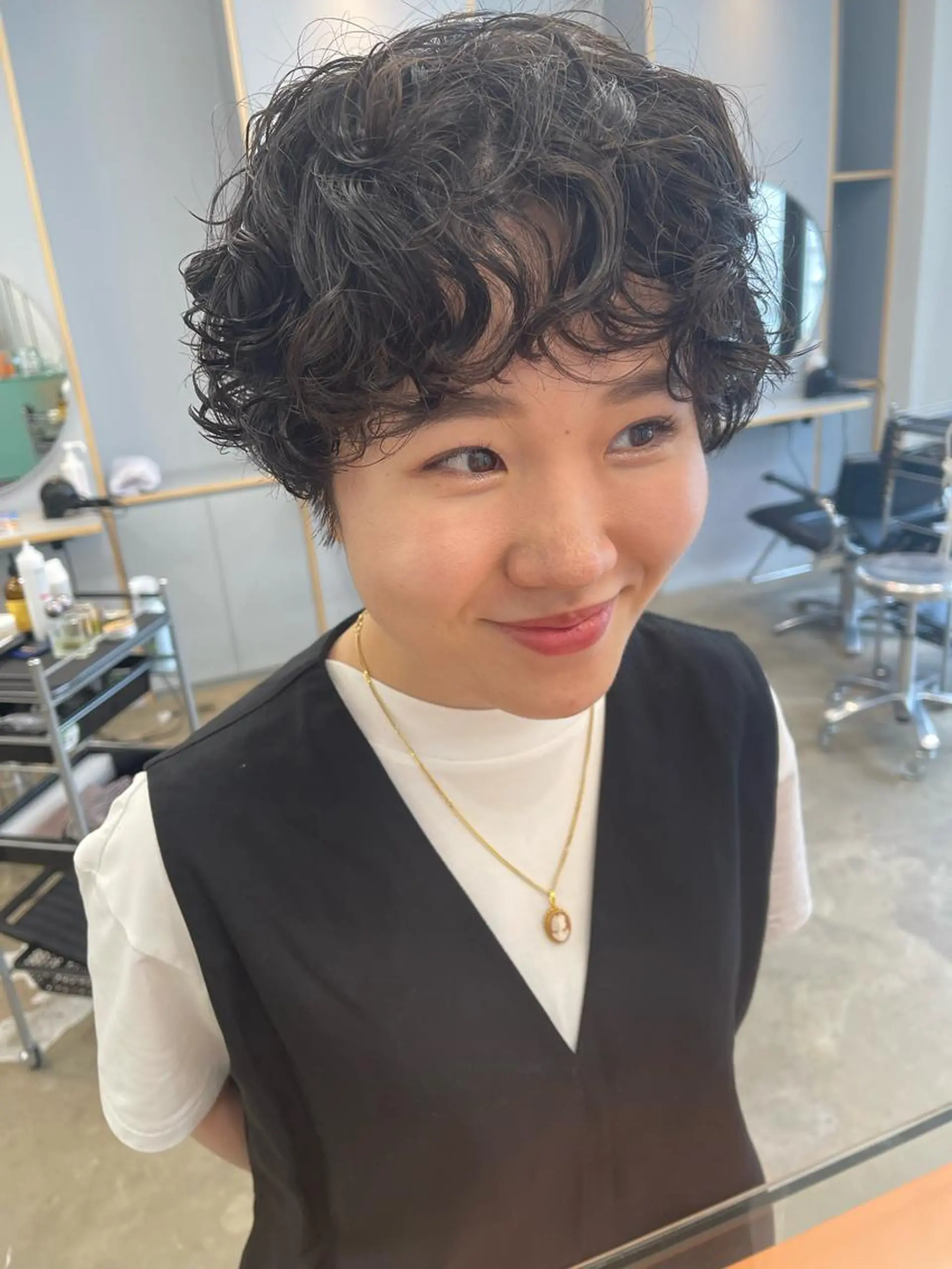 ショート パーマ カット パーマ トリートメント pole/apartment所属・💓パーマ，💗 レイヤーカットのヘアスタイル