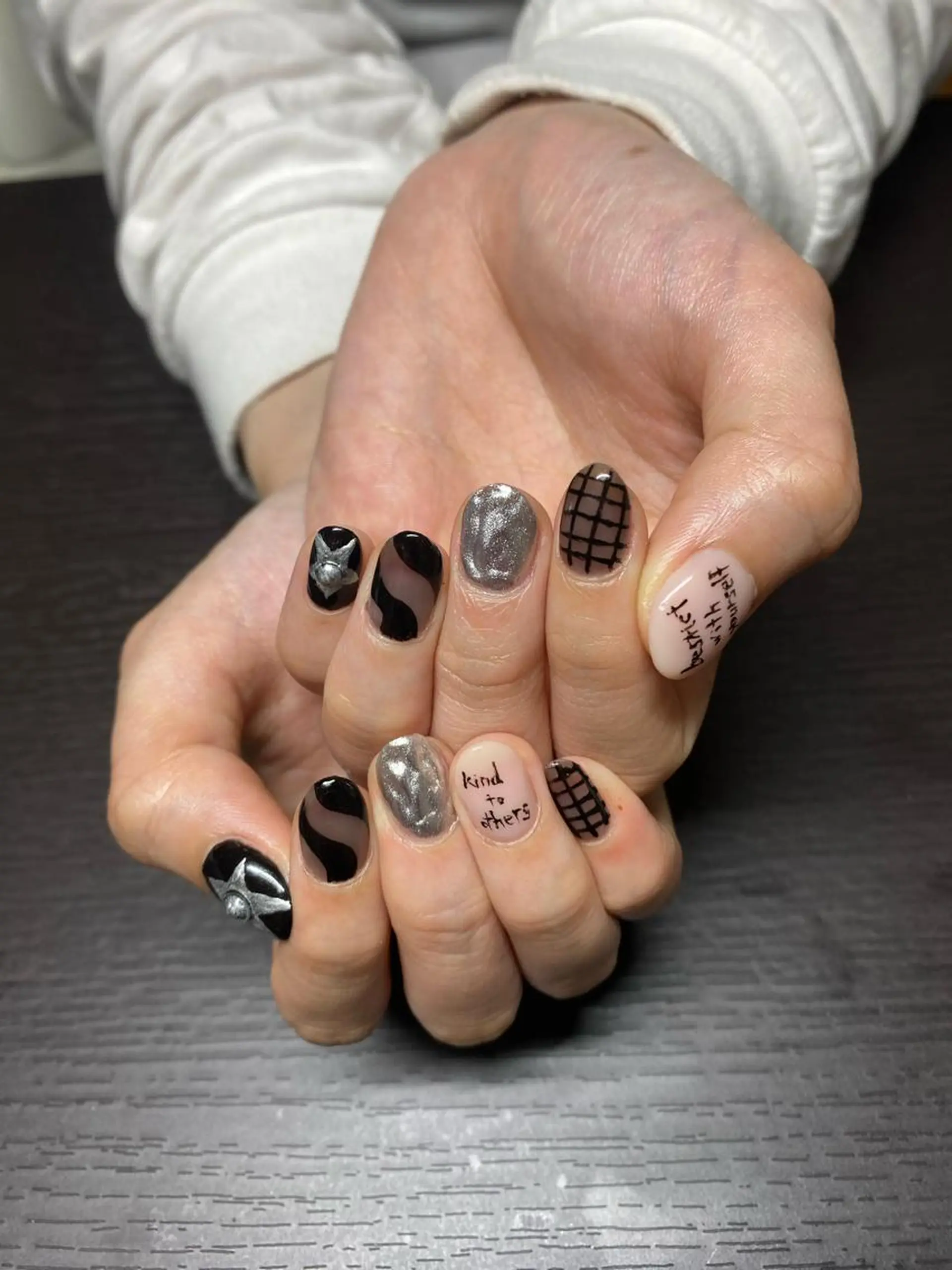ネイル あきじ NAILのネイルデザイン