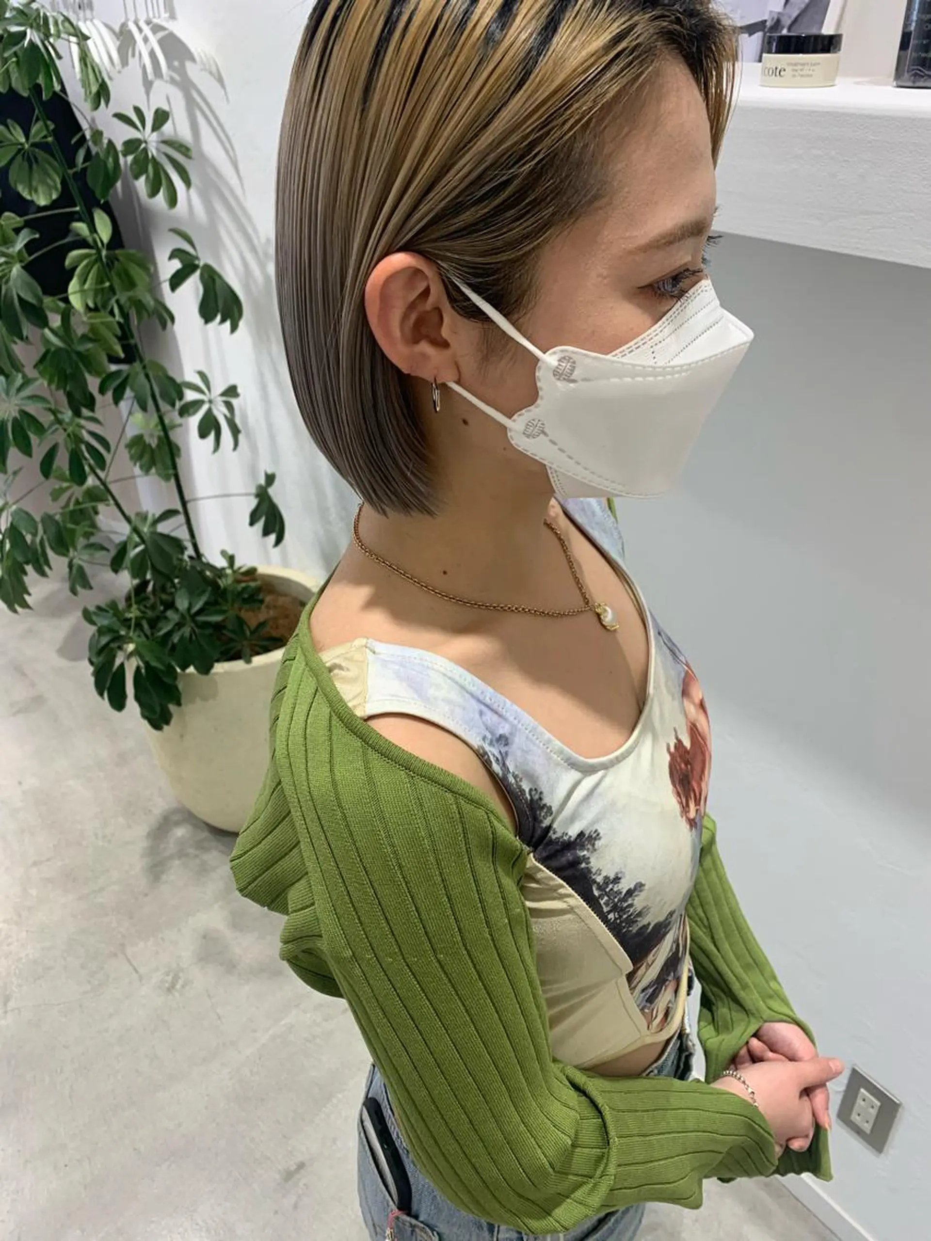 ショート 顔周り/レイヤー 🤍マリノのヘアスタイル