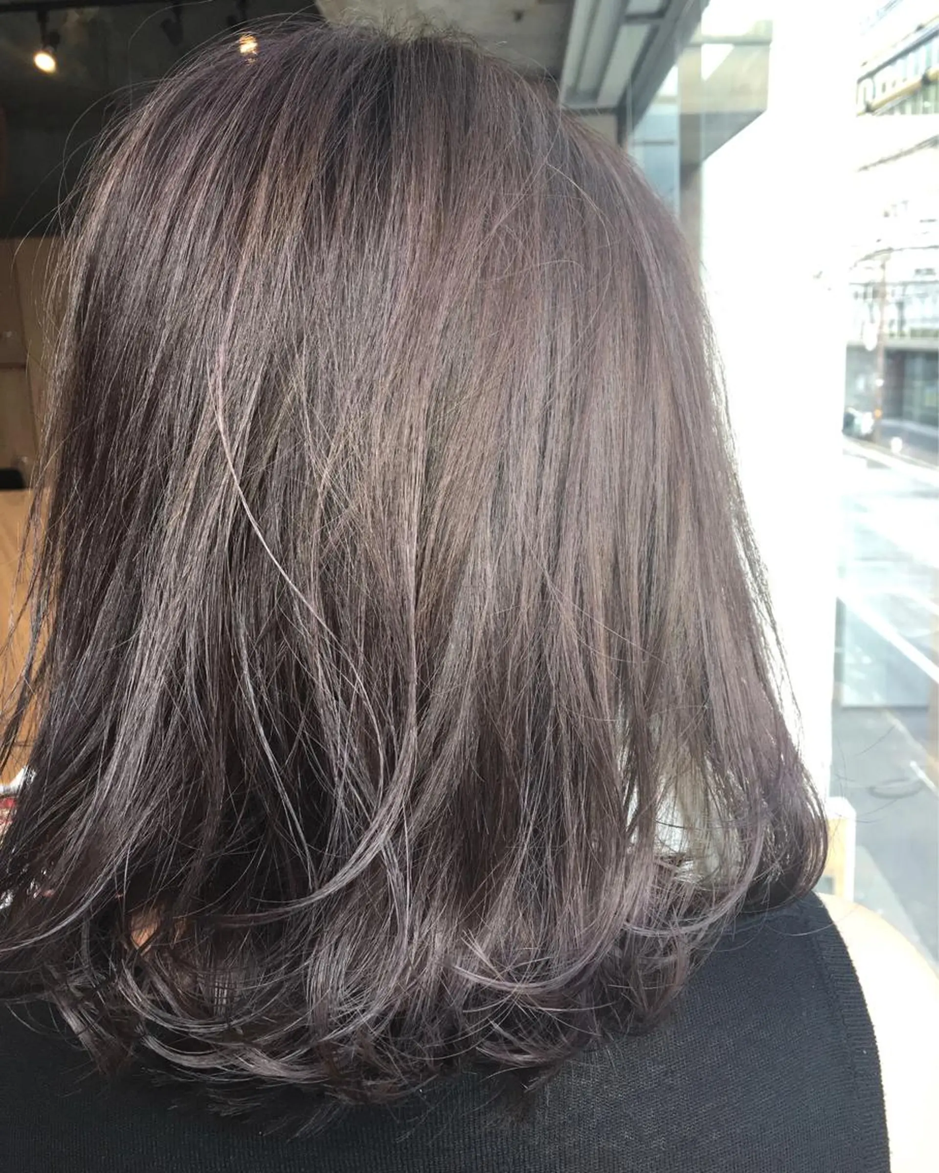 ミディアム カラー ブリーチ ヘアカラー 岡本 一平のヘアスタイル