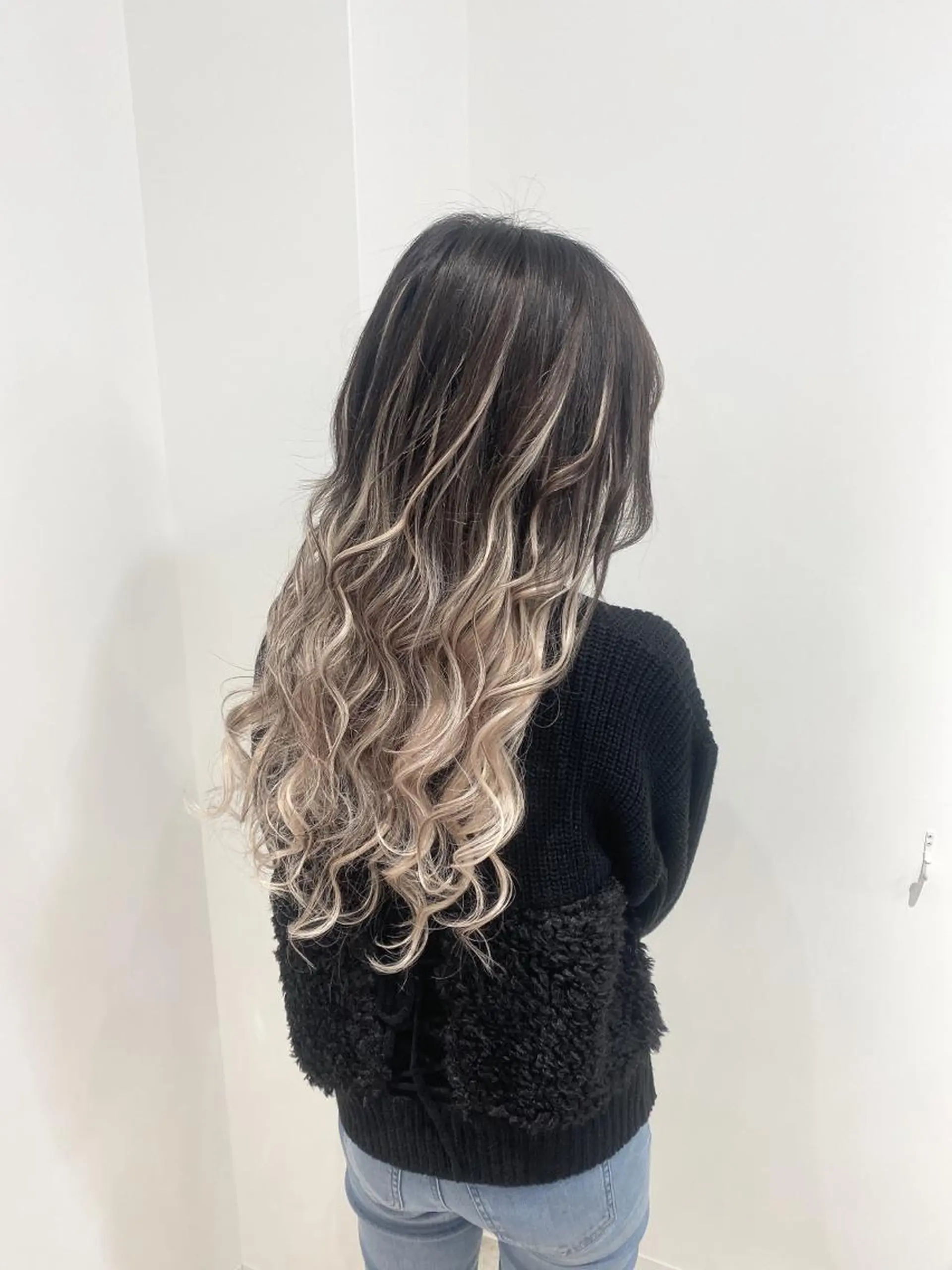 ロング カラー エクステサロン GRIZZのヘアスタイル