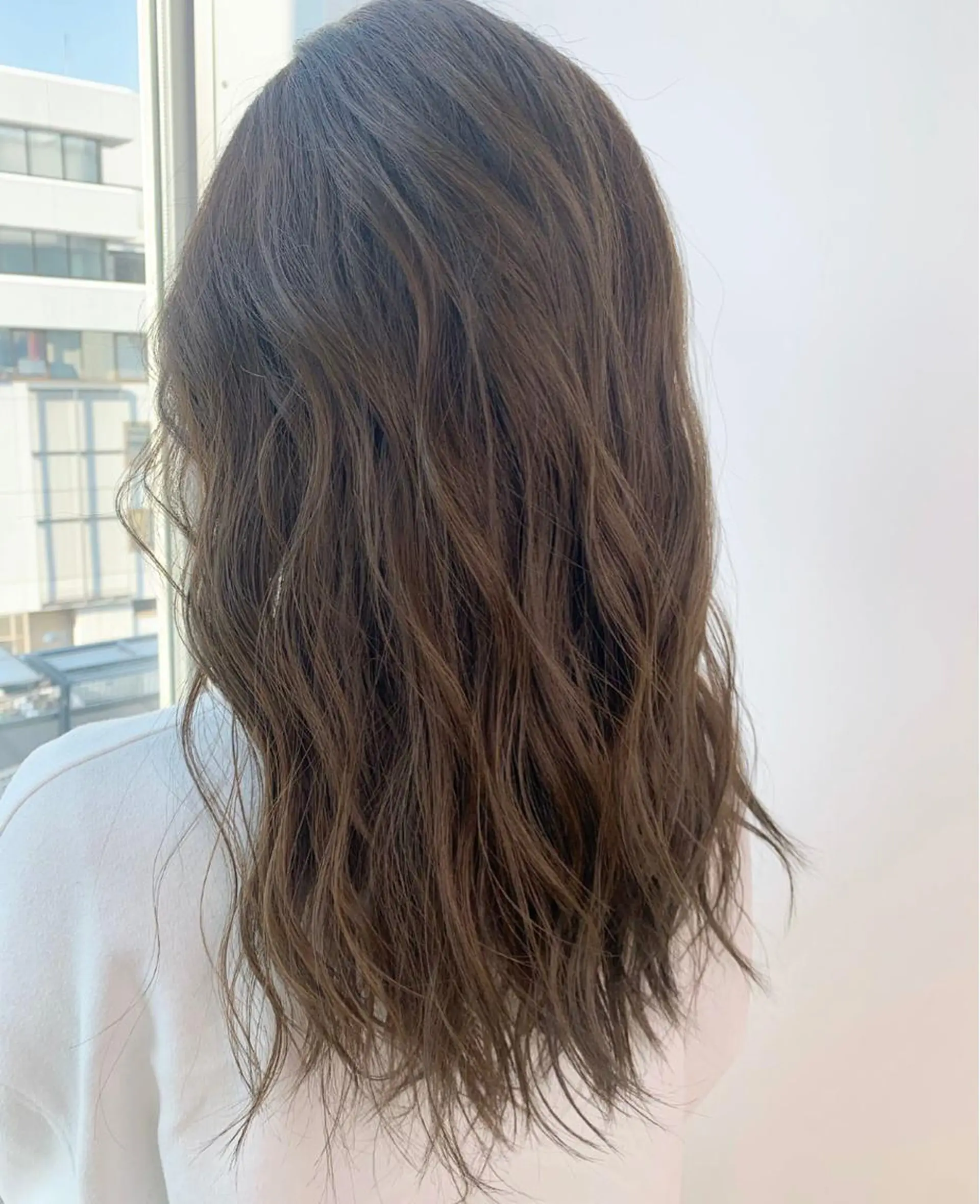 セミロング カラー カット トリートメント 韓国風・ブリーチなし ・あり後藤 一斗店長のヘアスタイル