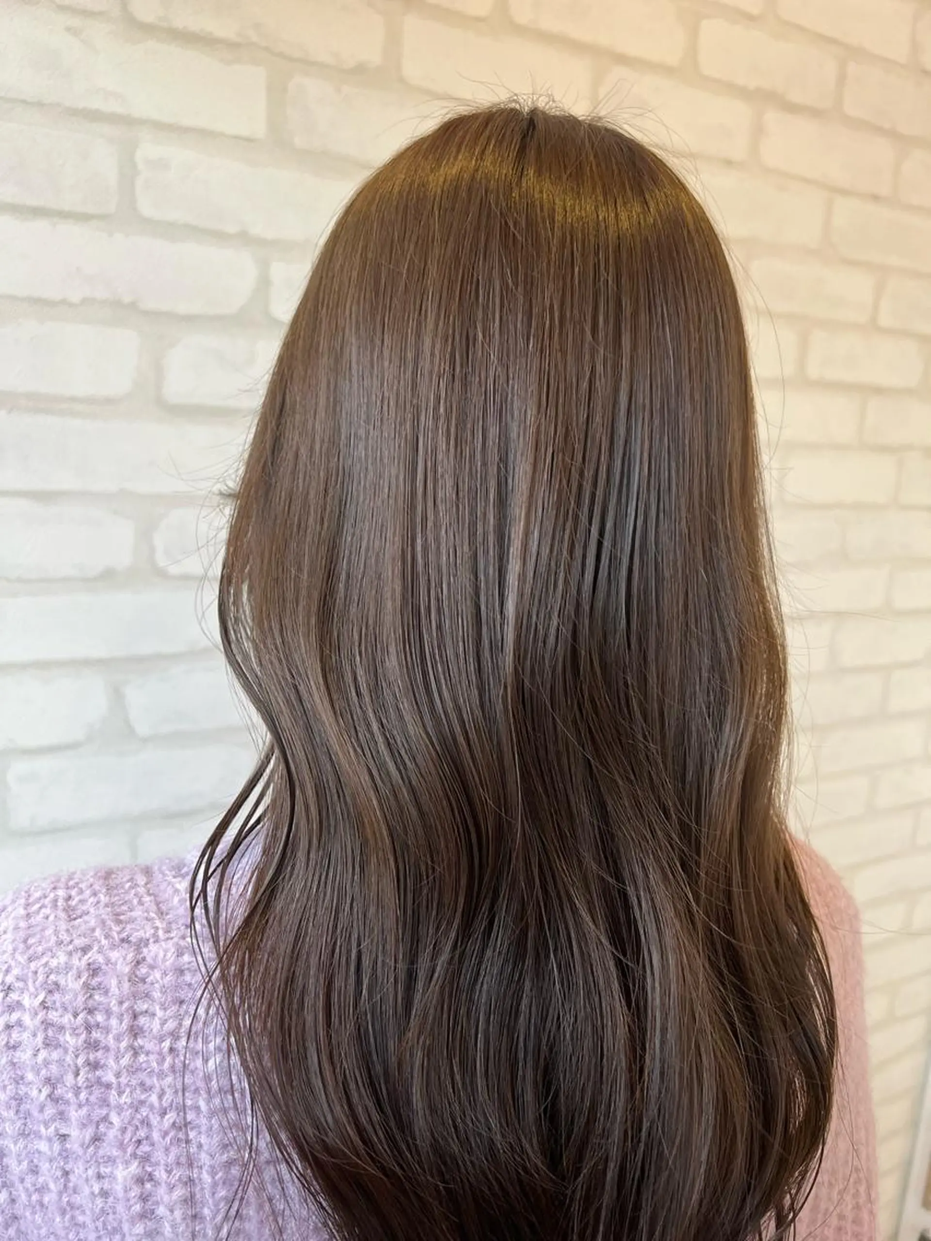 ロング カラー 石崎 真維のヘアスタイル