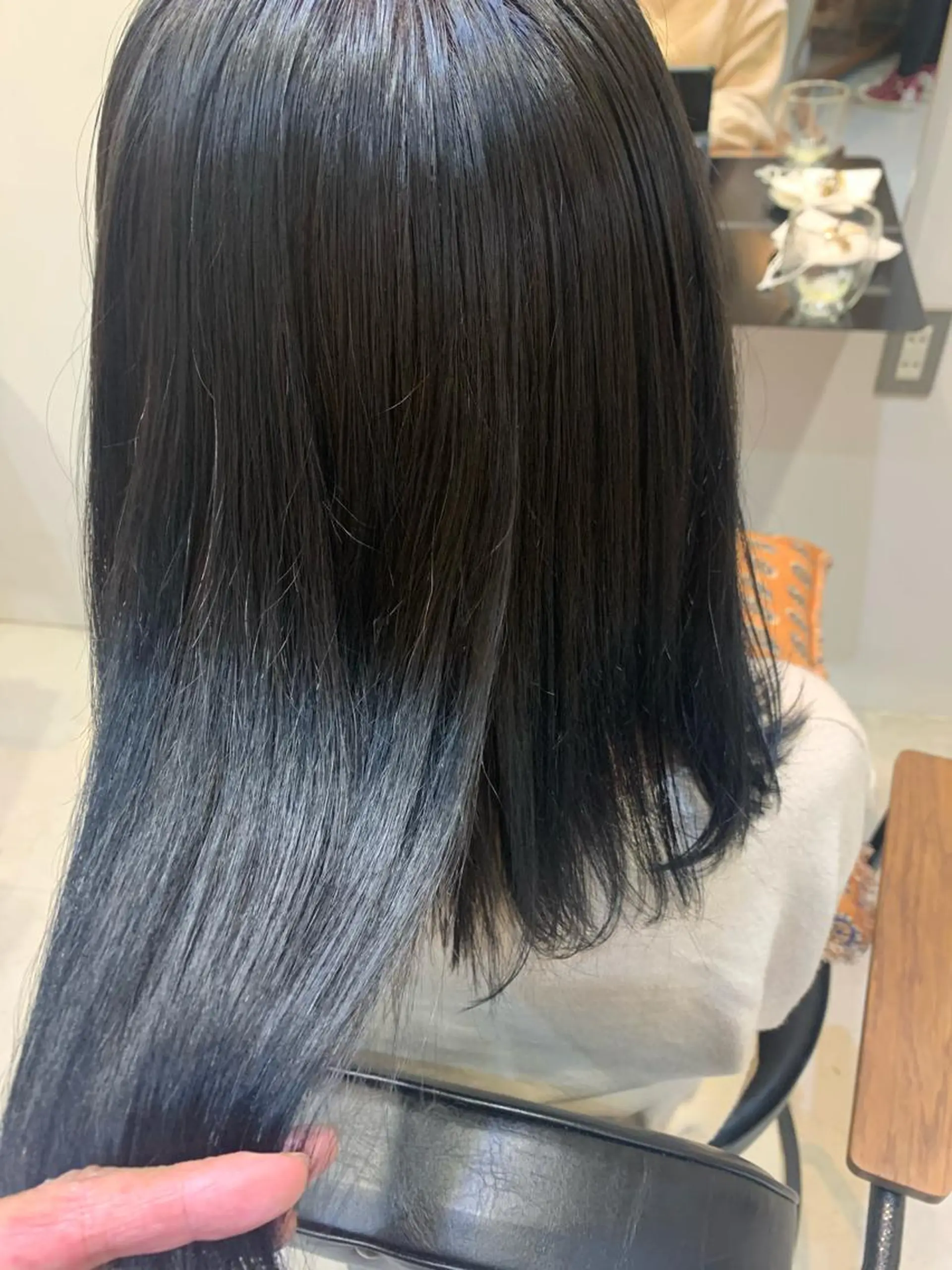 ミディアム カラー ブリーチ ブルーカラー ブリーチなしカラー 髪質改善 縮毛矯正 ヘアカラー 縮毛矯正 中目黒🌼 🌼ハナのヘアスタイル