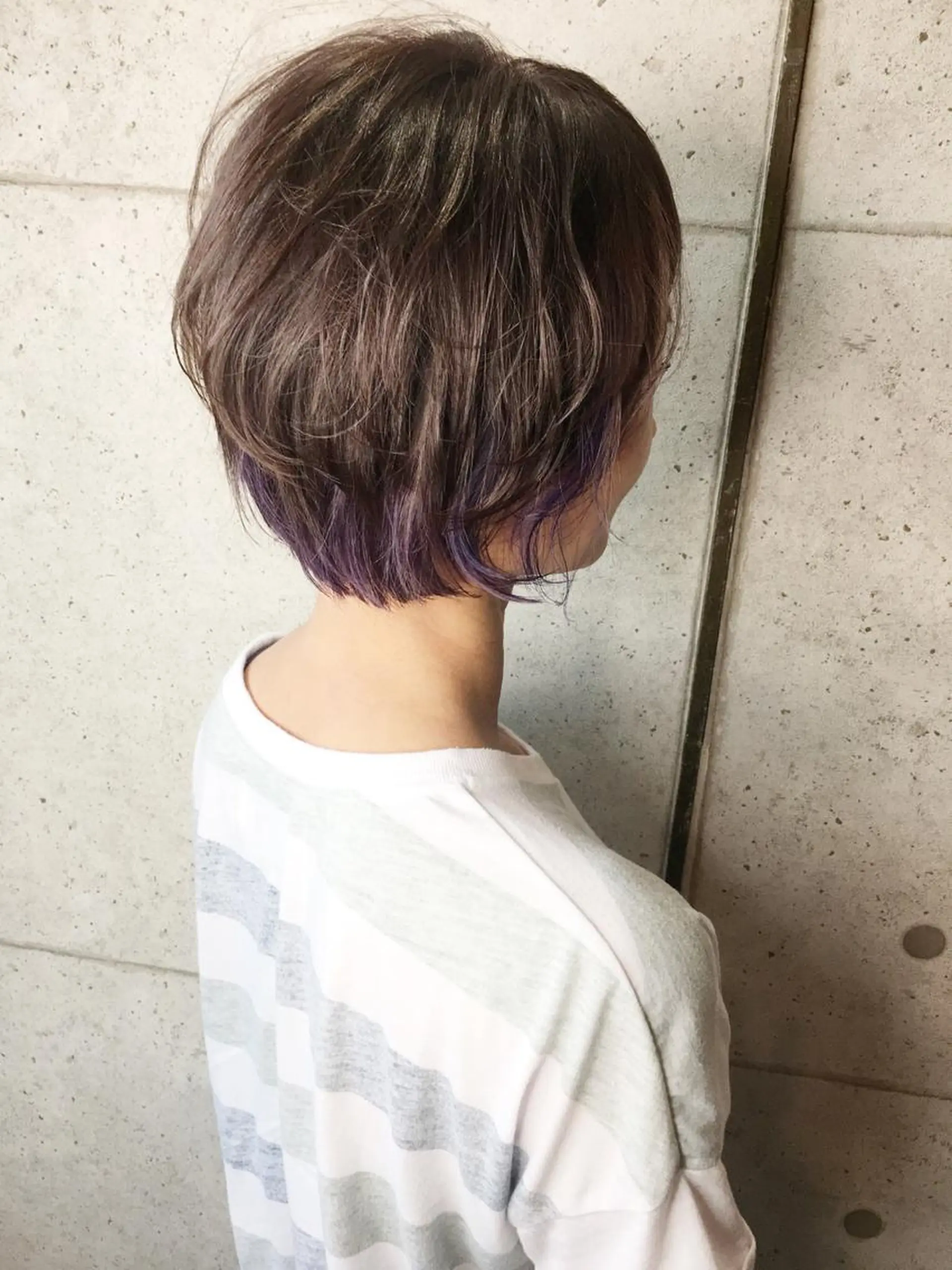 ショート 足立 磨咲のヘアスタイル