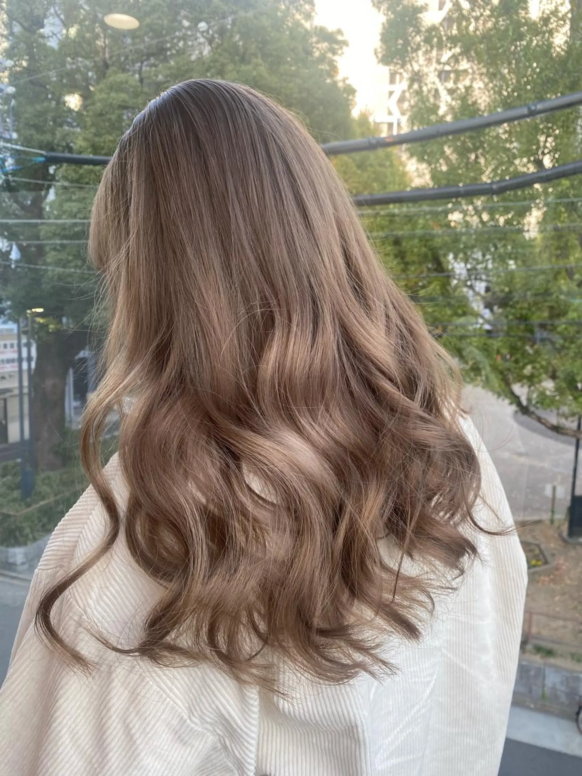 ロング カラー グレージュ ミルクティーグレージュ 鈴木/ニュアンス パーマ/メンズのヘアスタイル