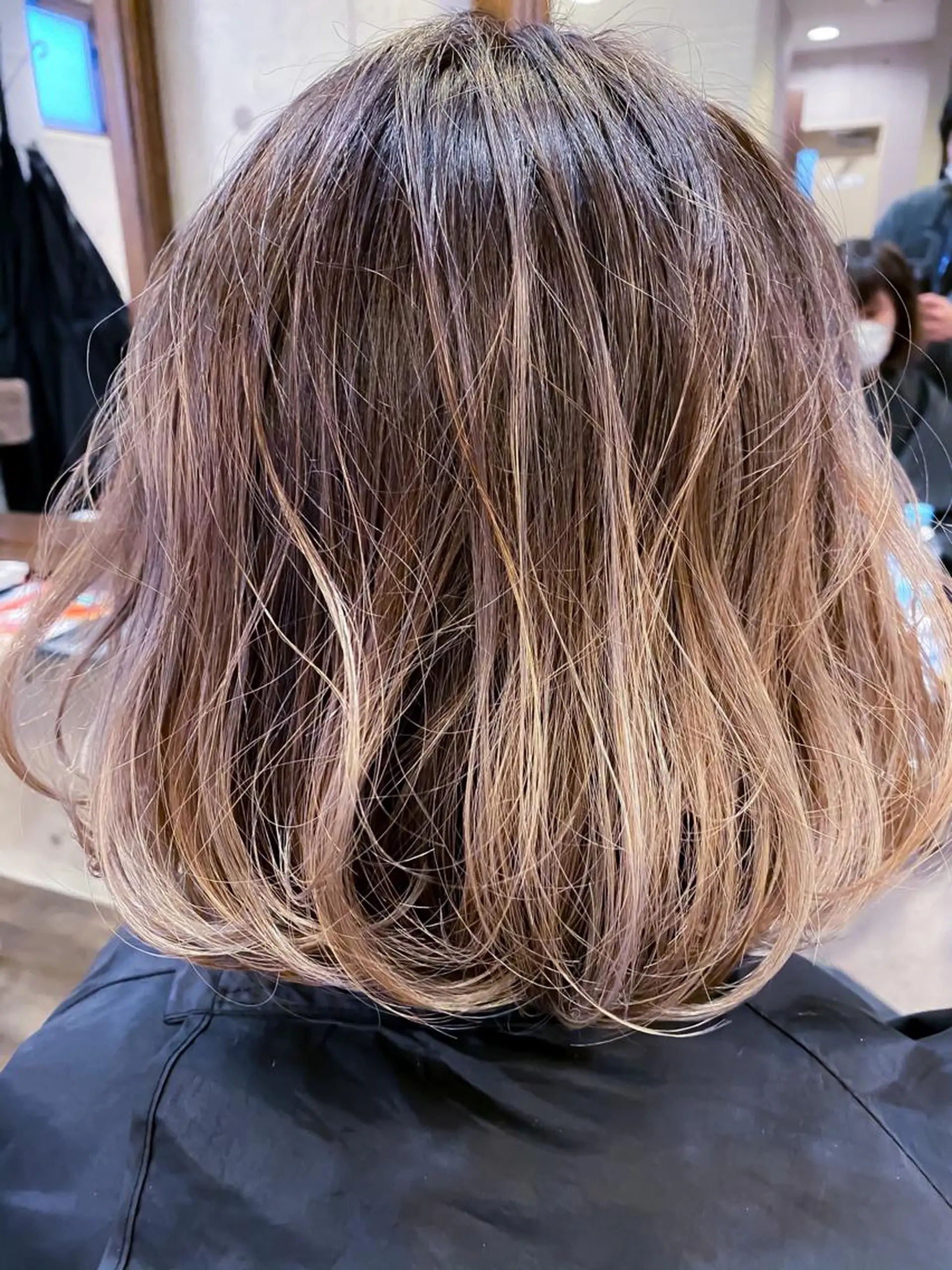 ショート 大久保寿高✨ なりたい色を叶える✨のヘアスタイル