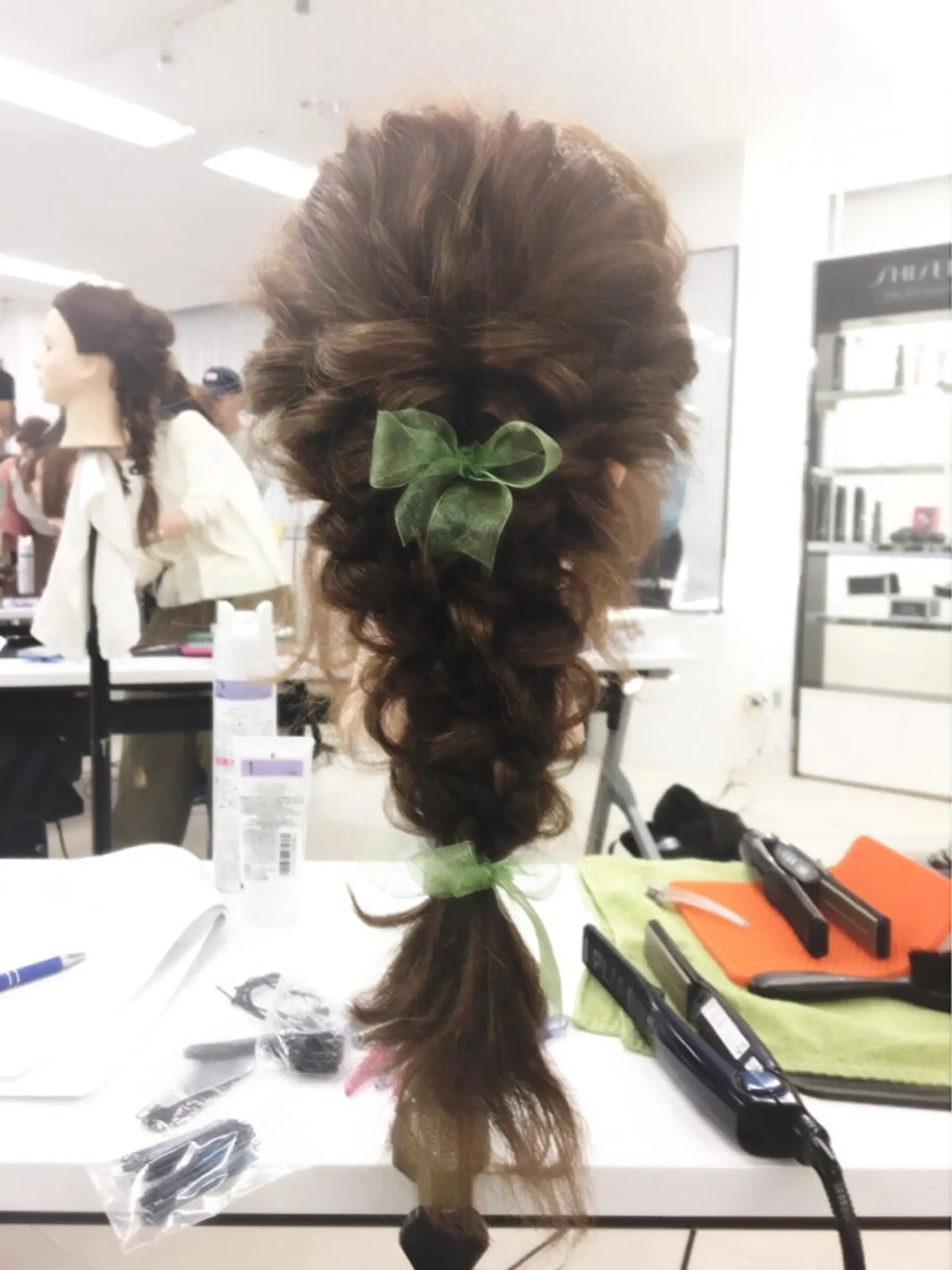 ミディアム セミロング ロング カラー パーマ ヘアアレンジ 伴 貴吉のヘアスタイル