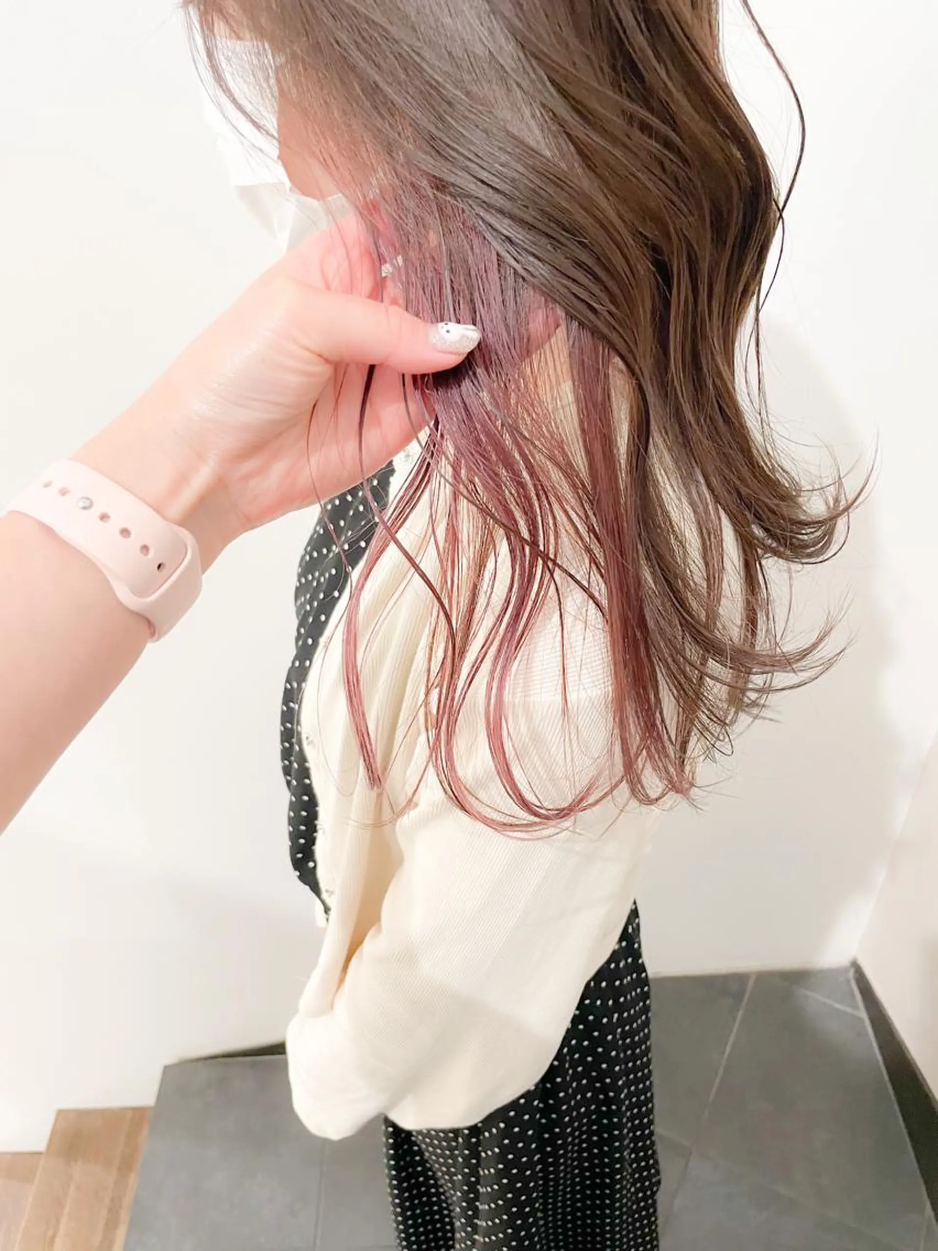 ロング カラー インナーカラー ピンクカラー ヘアカラー ✨カラー支持No.1 🧸ワキ カナコ🧸のヘアスタイル