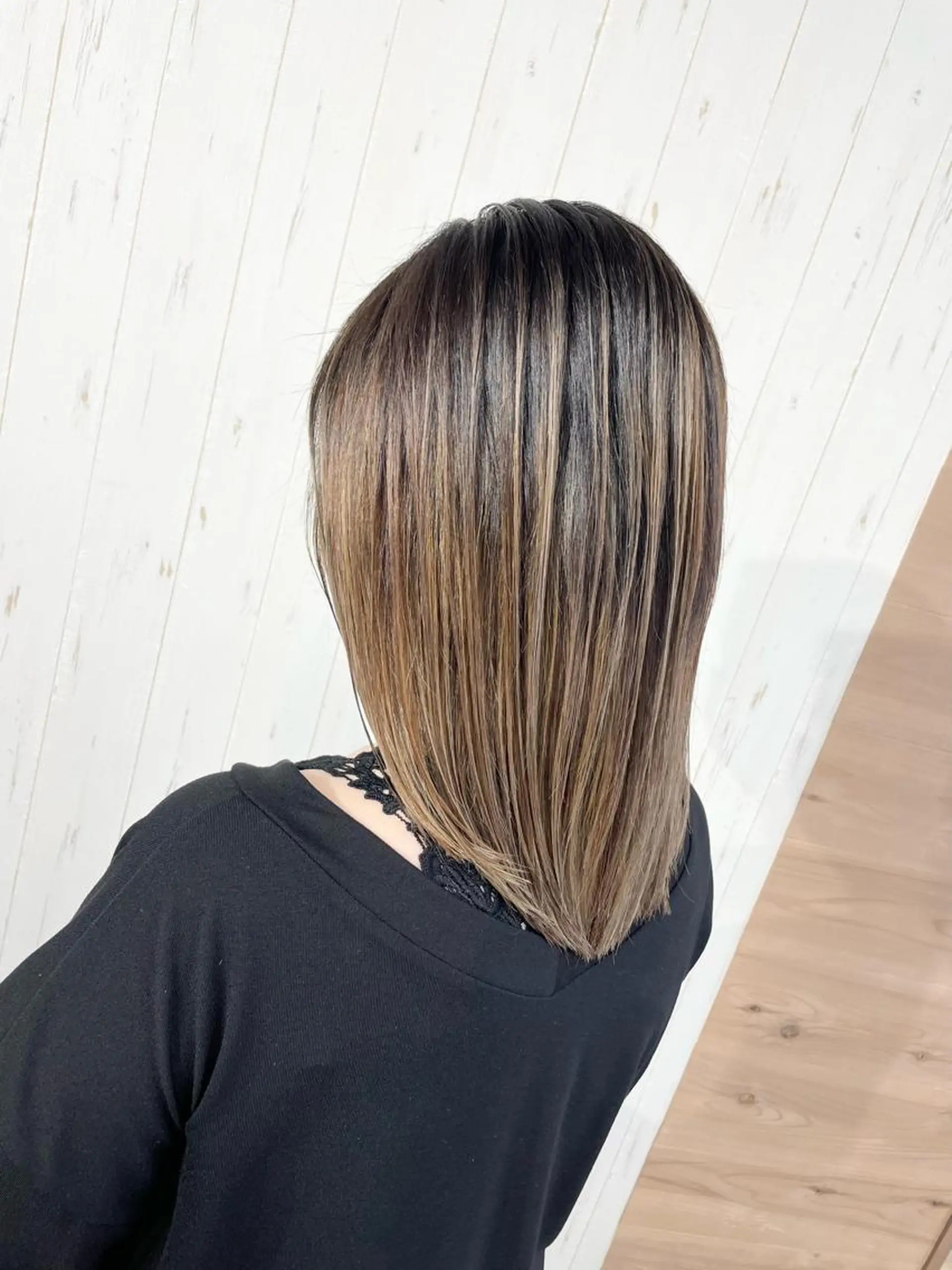 ミディアム ハイライト レイヤーカット カット ヘアカラー AN'TIA小作代表 ⭐︎kazuma⭐︎のヘアスタイル