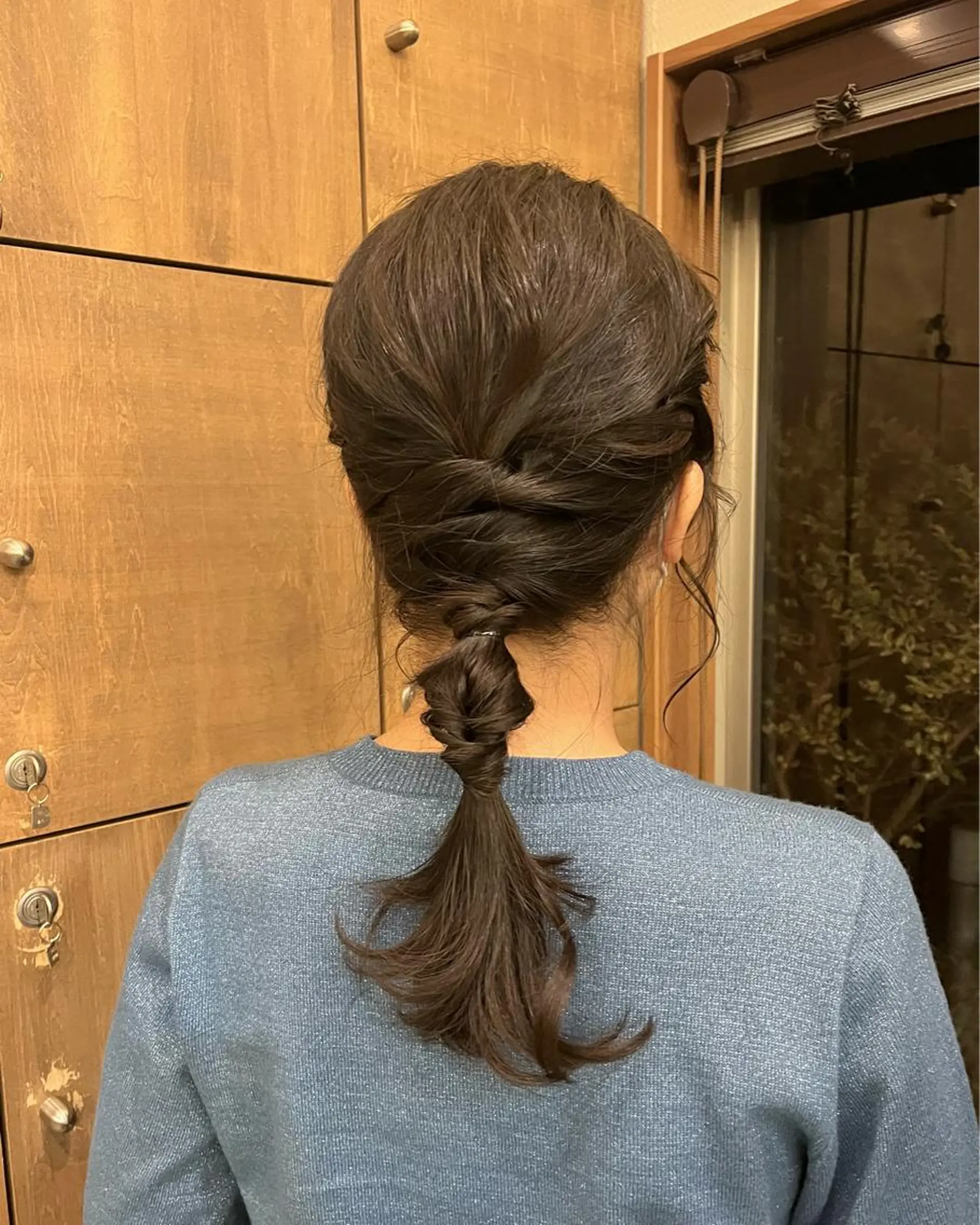 セミロング カラー ヘアアレンジ ブラウンカラー 栗林 姫花のヘアスタイル