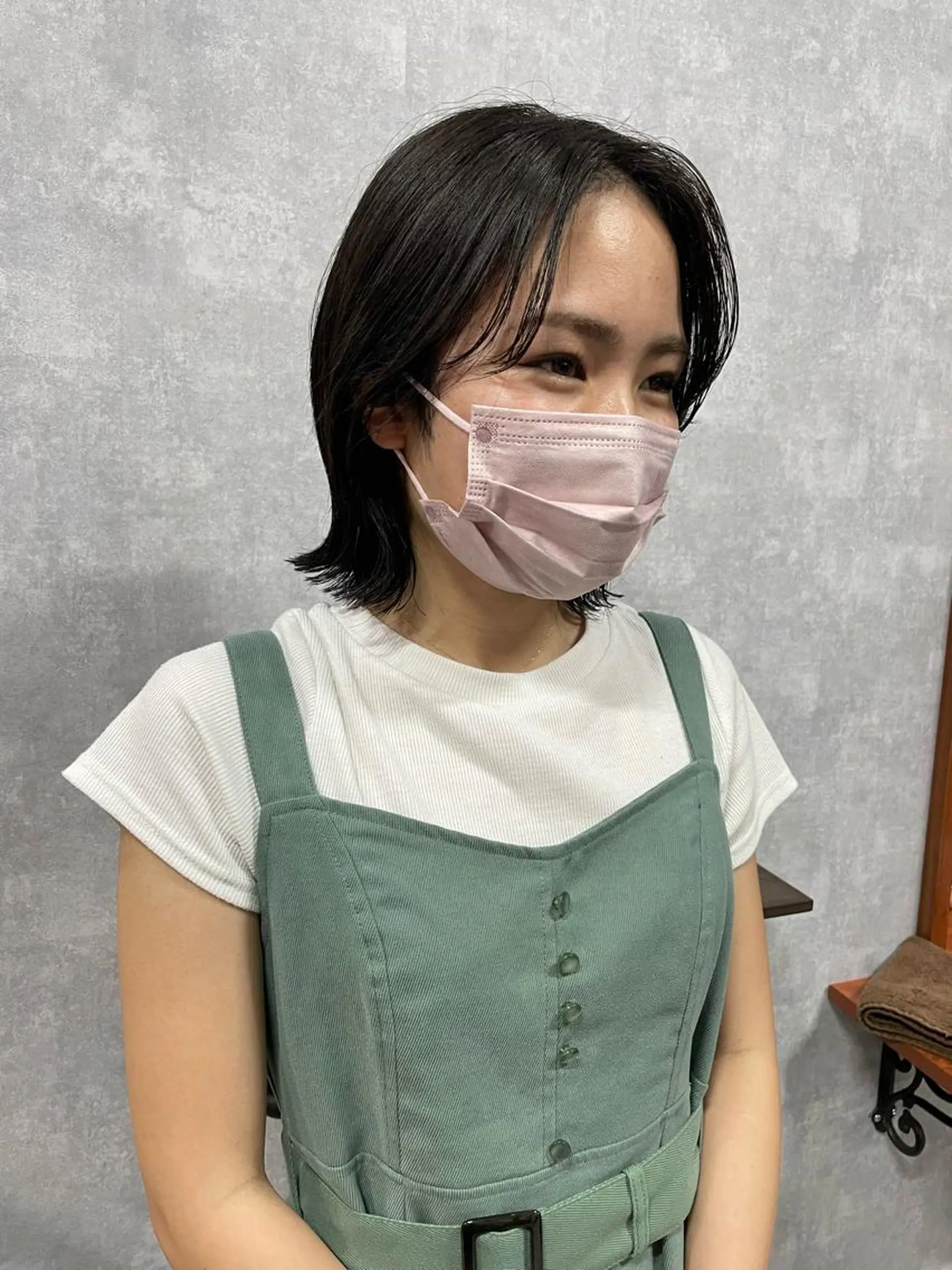 ショート 切りっぱなしボブ ショートボブ ハンサムショート 丸みショート アッシュ モテ髪/ボブ/ショー ト/アダチフウトのヘアスタイル