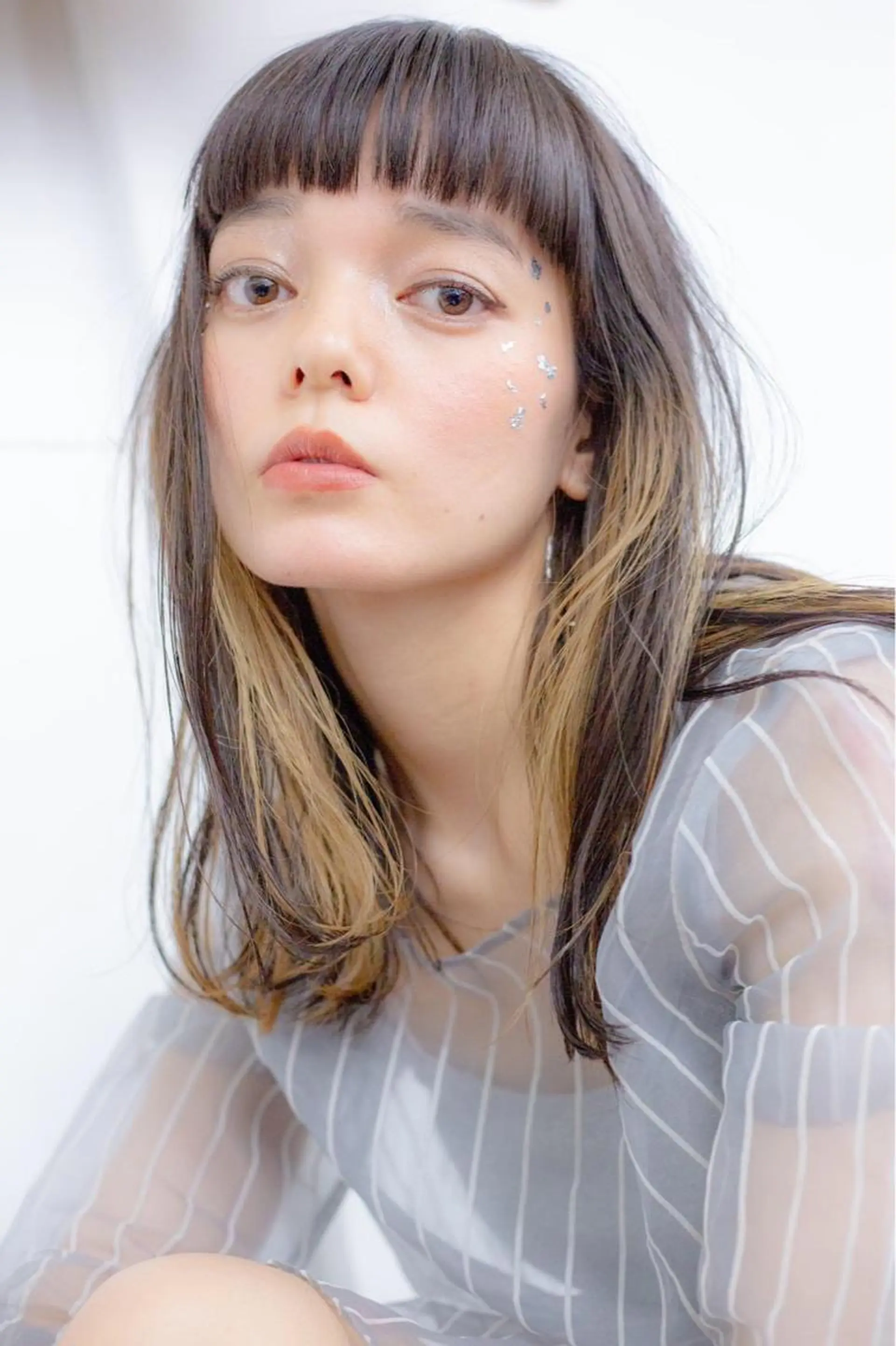 セミロング カラー 🌈ブリーチ特化🌈 MINATOのヘアスタイル