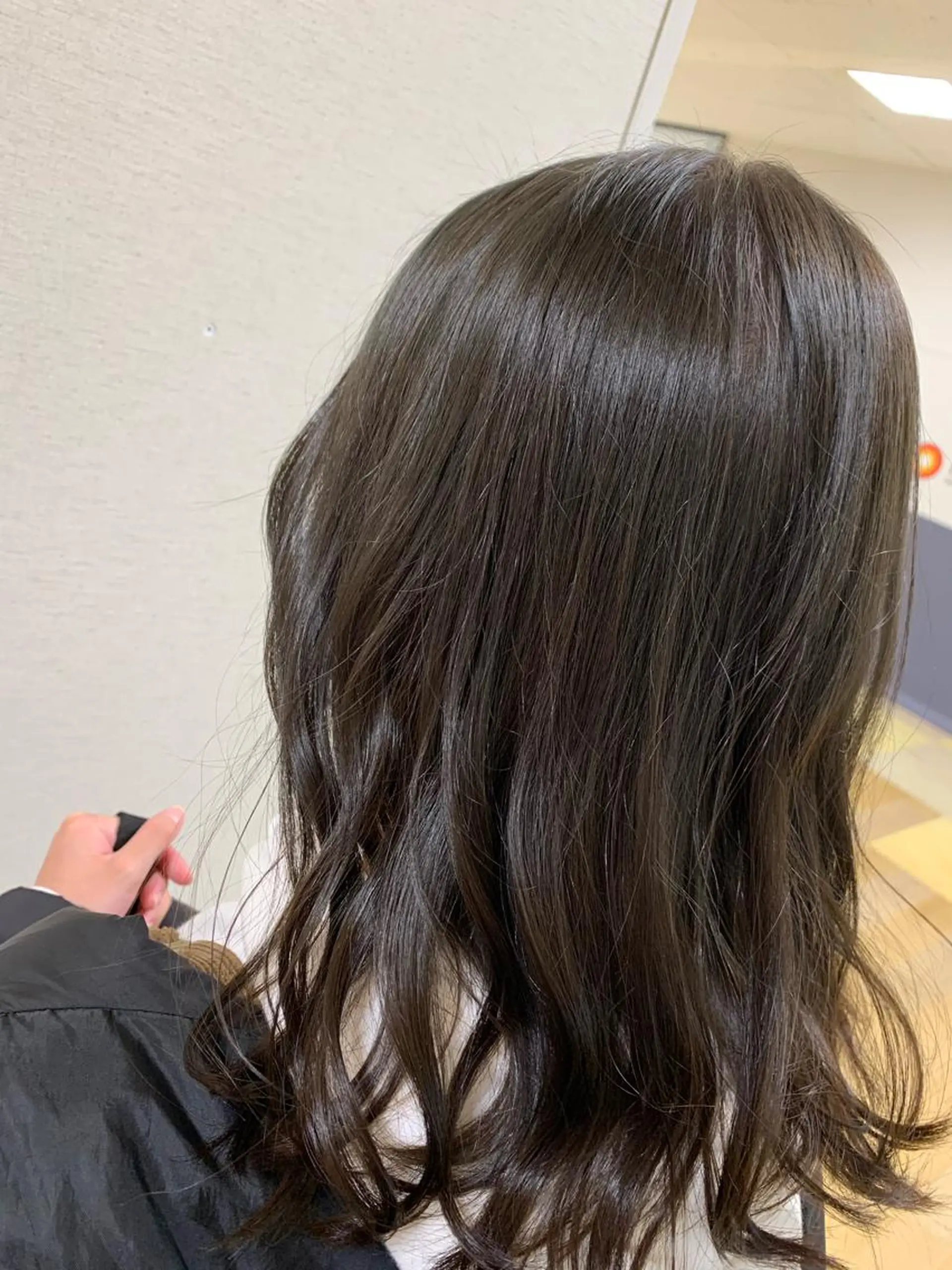 ミディアム カラー 高橋友里亜 /フリーランスのヘアスタイル