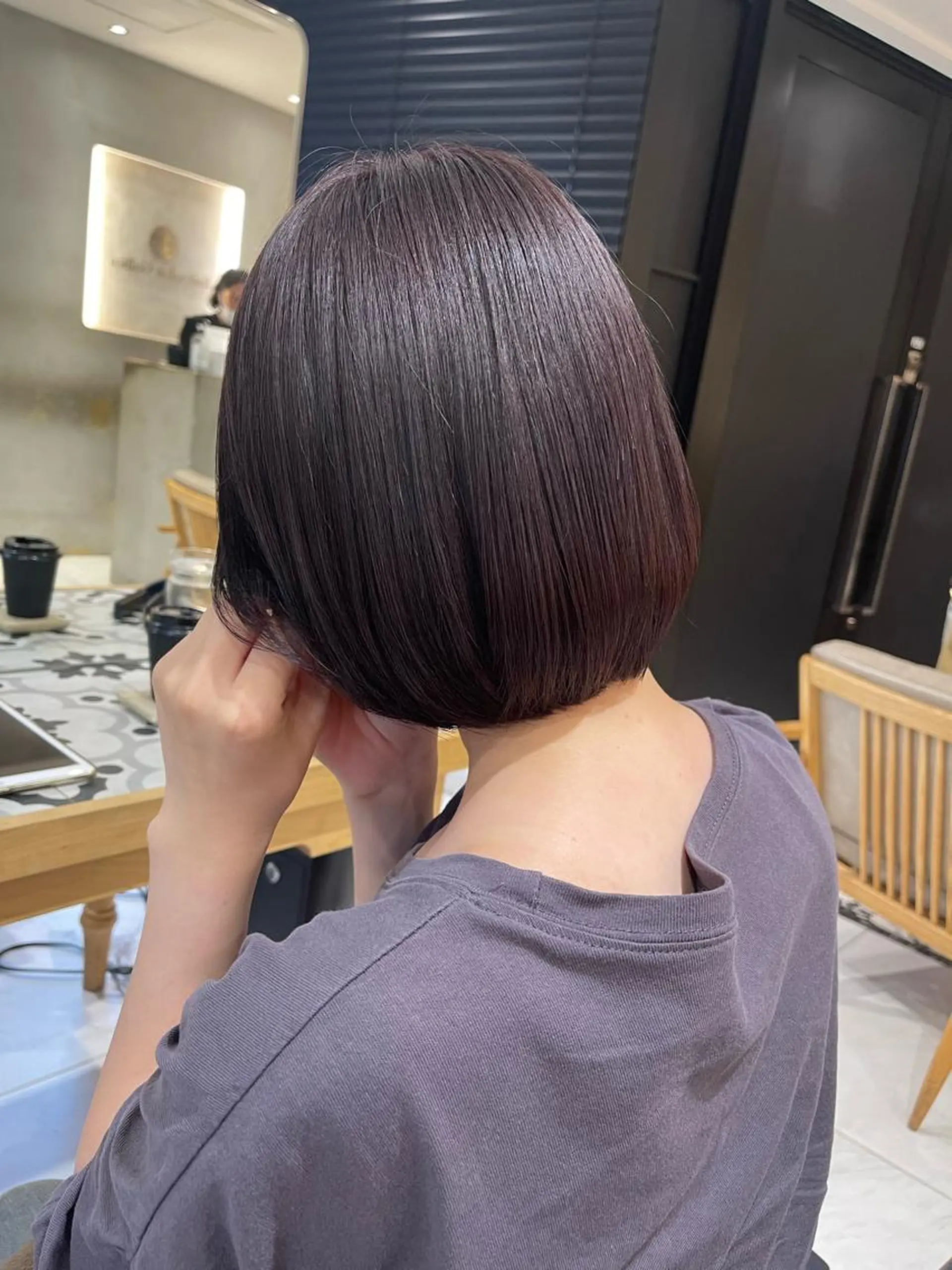 ショート カラー ラベンダーカラー ラベンダーグレー ラベンダー/レイヤー スタイル🤎mamiのヘアスタイル