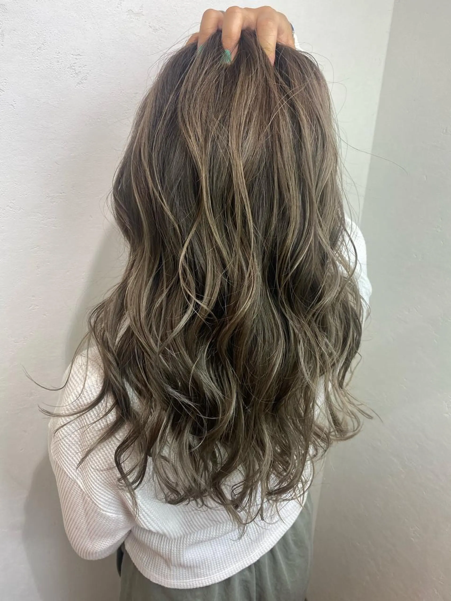 ロング カラー 【メンズ&髪質改善】 萬納陽介のヘアスタイル