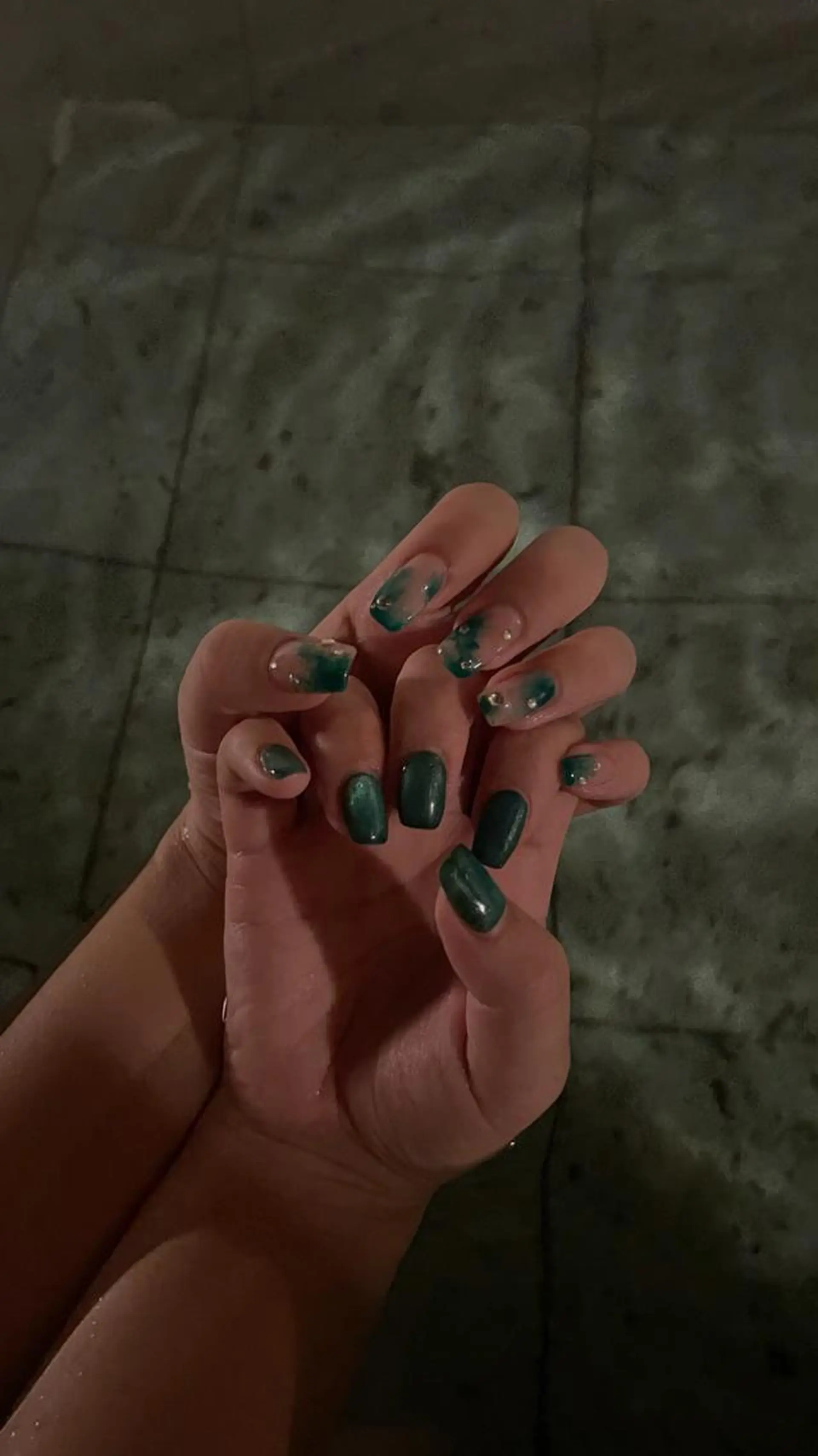 ネイル ハンドネイル ネイルズシャトン🪡 ネイリスト齊藤のネイルデザイン