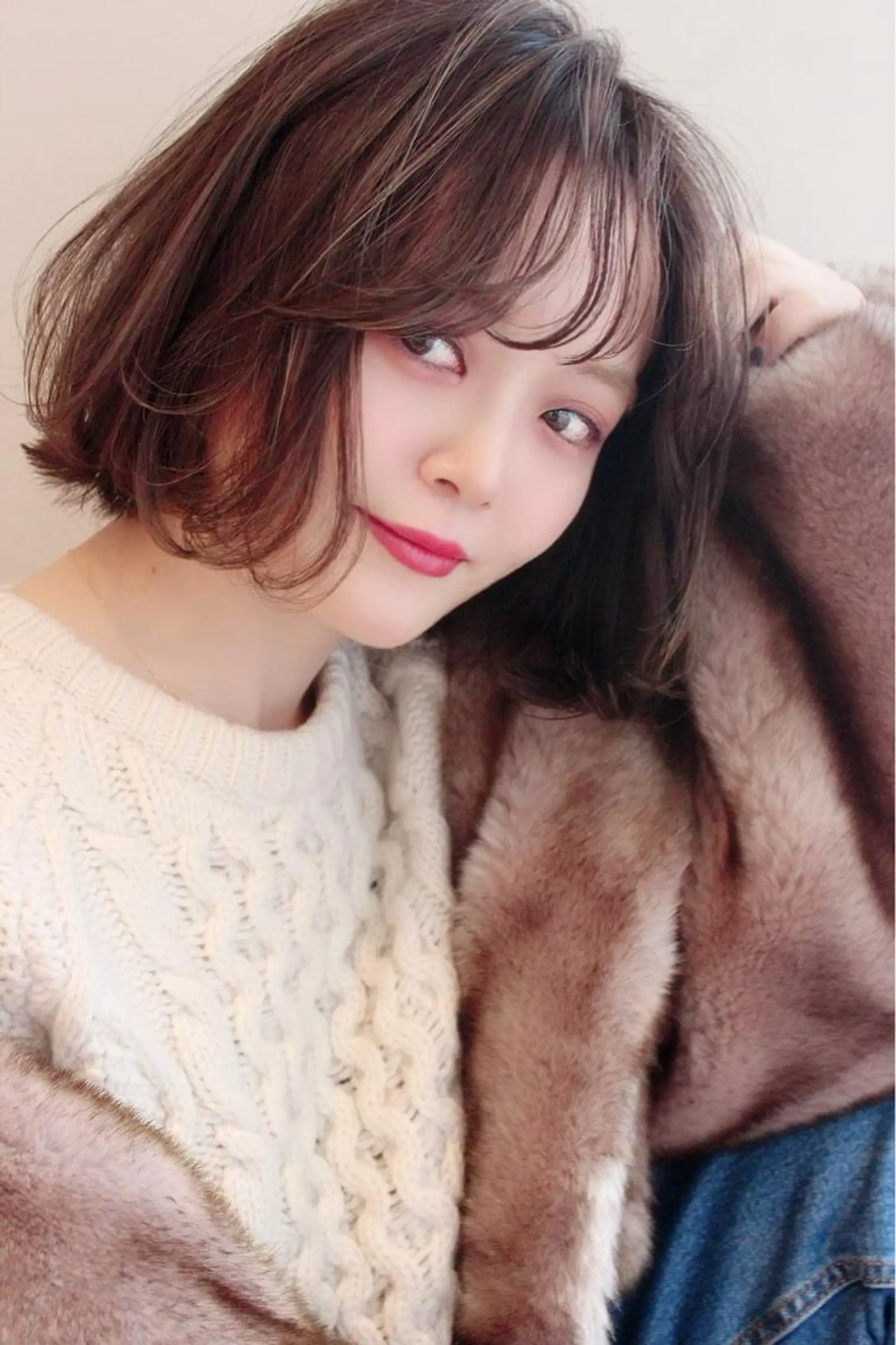 ミディアム ボブ 髪質改善 韓国風ヘア シースルーバング 小顔カット カット ヘアカラー トリートメント 🌹ハッシュカット、 レイヤー韓国ヘア🌹のヘアスタイル