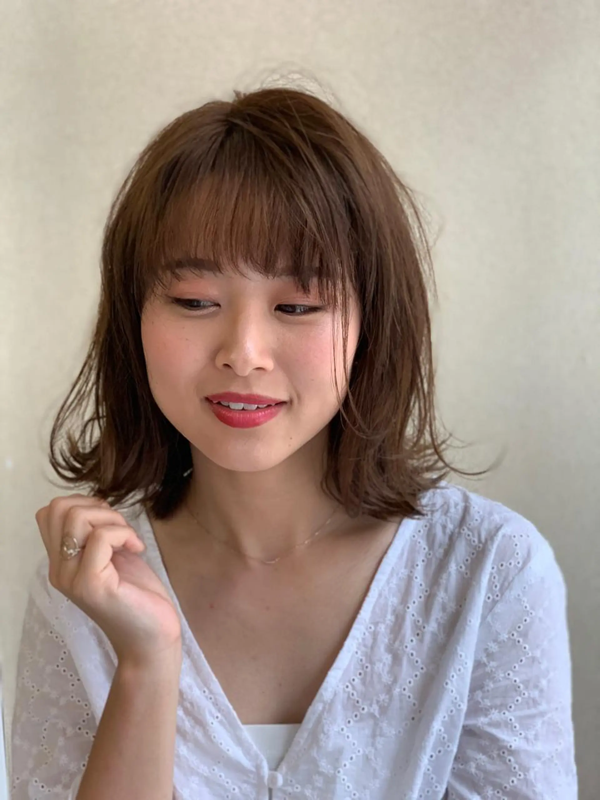 ミディアム カラー ブリーチ 透明感カラー ハイライトカラー ハイライト 髪質改善/縮毛矯正 /レイヤー岡部のヘアスタイル