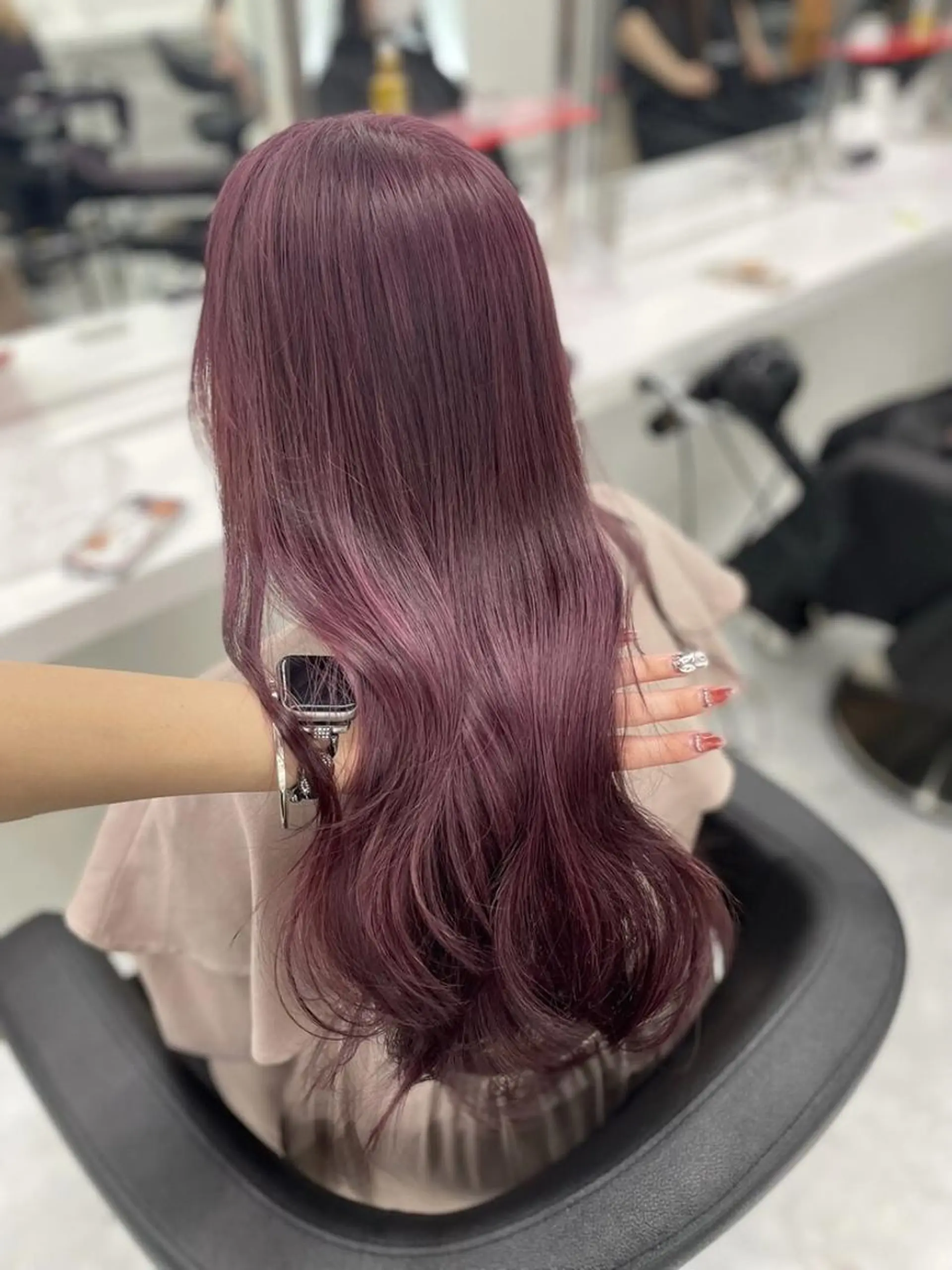 カラー 柔らか🪽うる艶 🎀ブリーチカラーのヘアスタイル