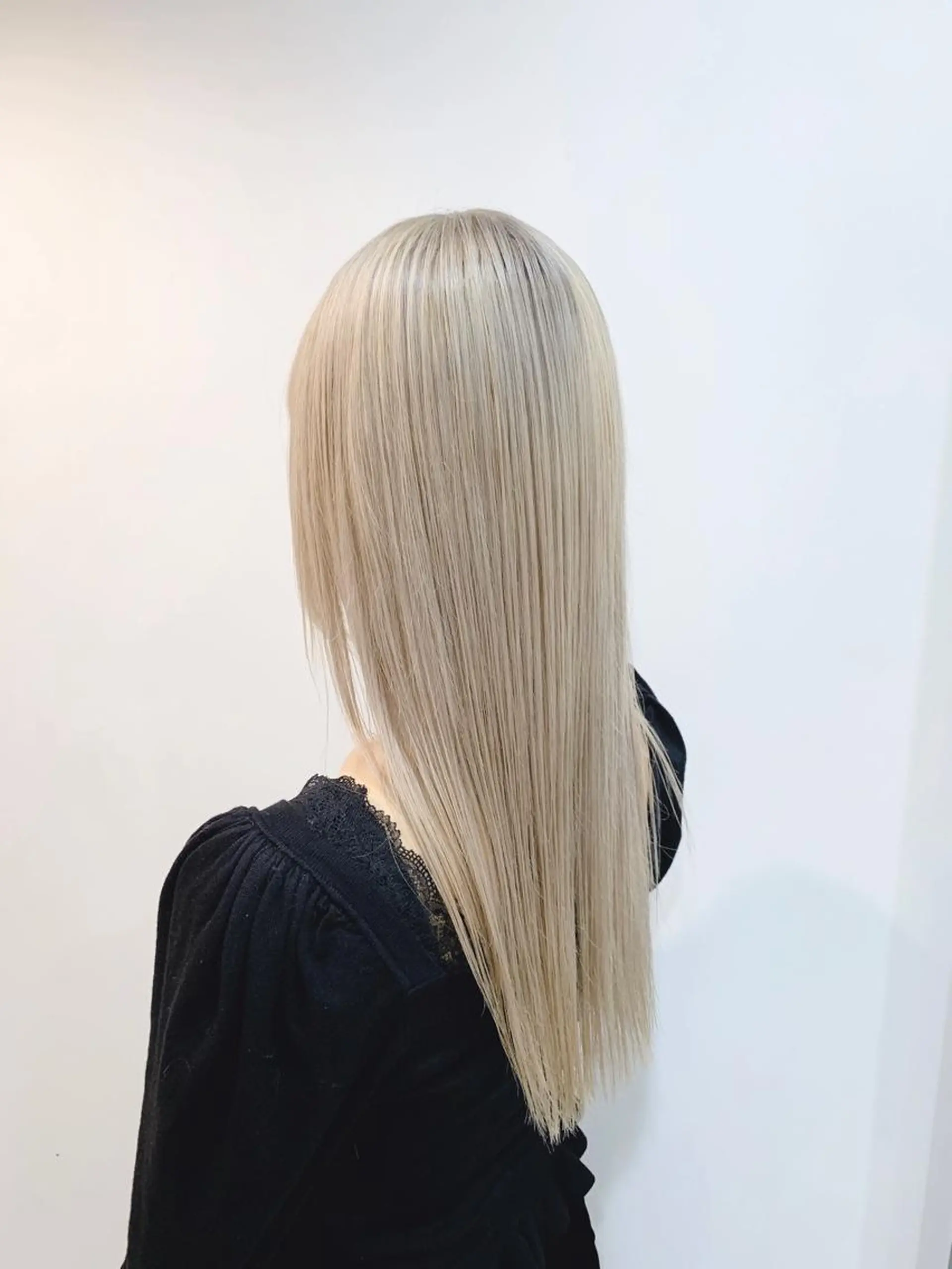 ロング カラー ブリーチ ブロンド ホワイトブロンド ロング ❇️メンズ特化❇️ 表参道、南青山のヘアスタイル