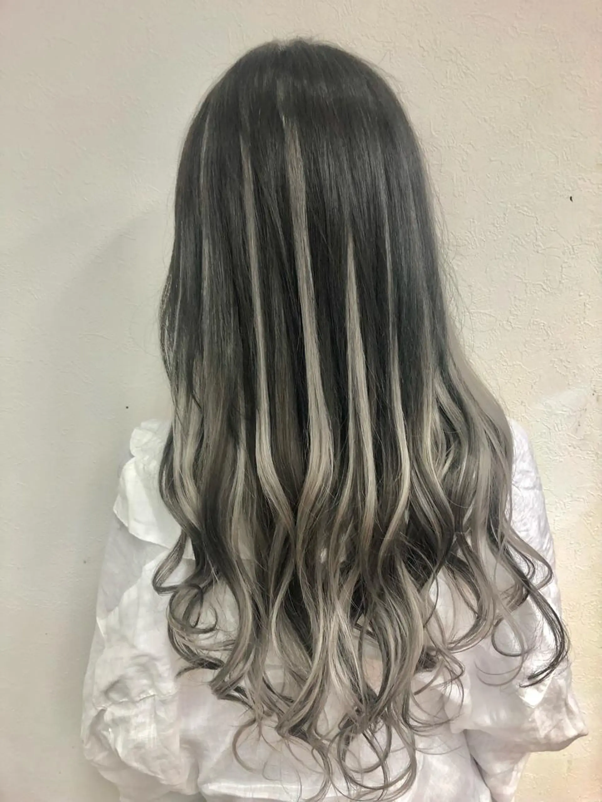 カラー エクステ/コスパ◎ /メンズ!白石宇由のヘアスタイル