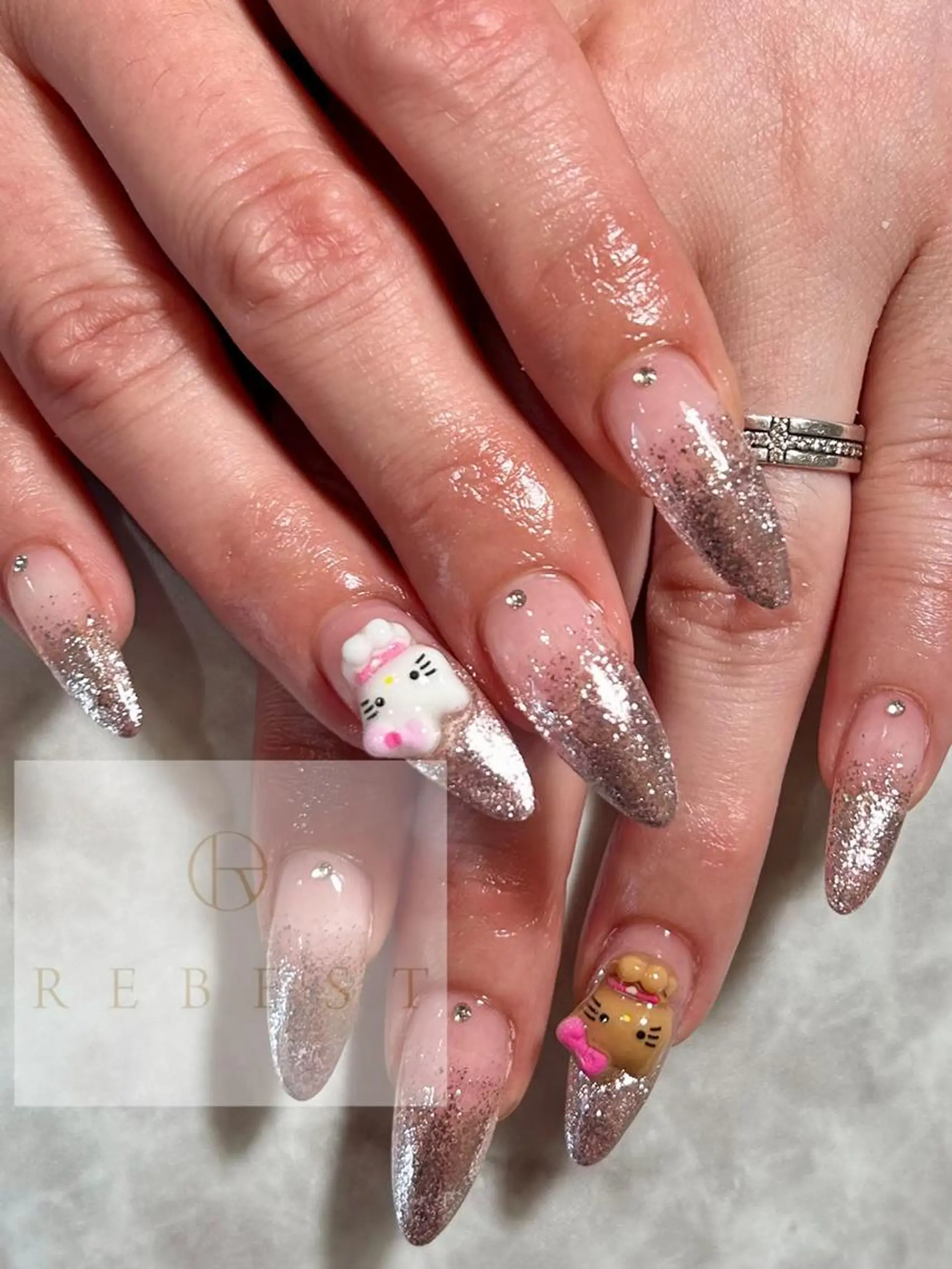 ネイル -Rebest- NAIL心斎橋店💎のネイルデザイン