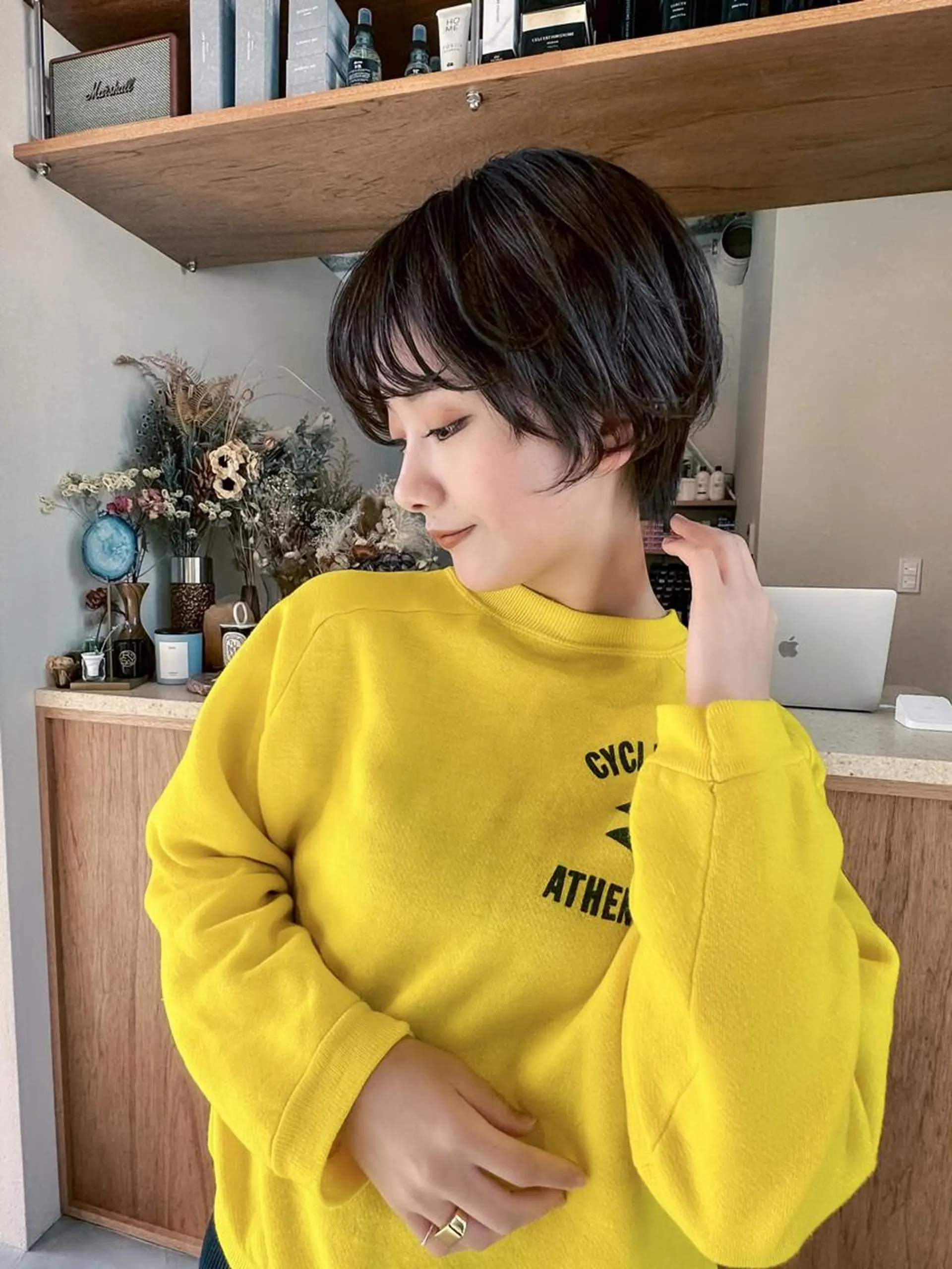 ミディアム yelm (official)のヘアスタイル