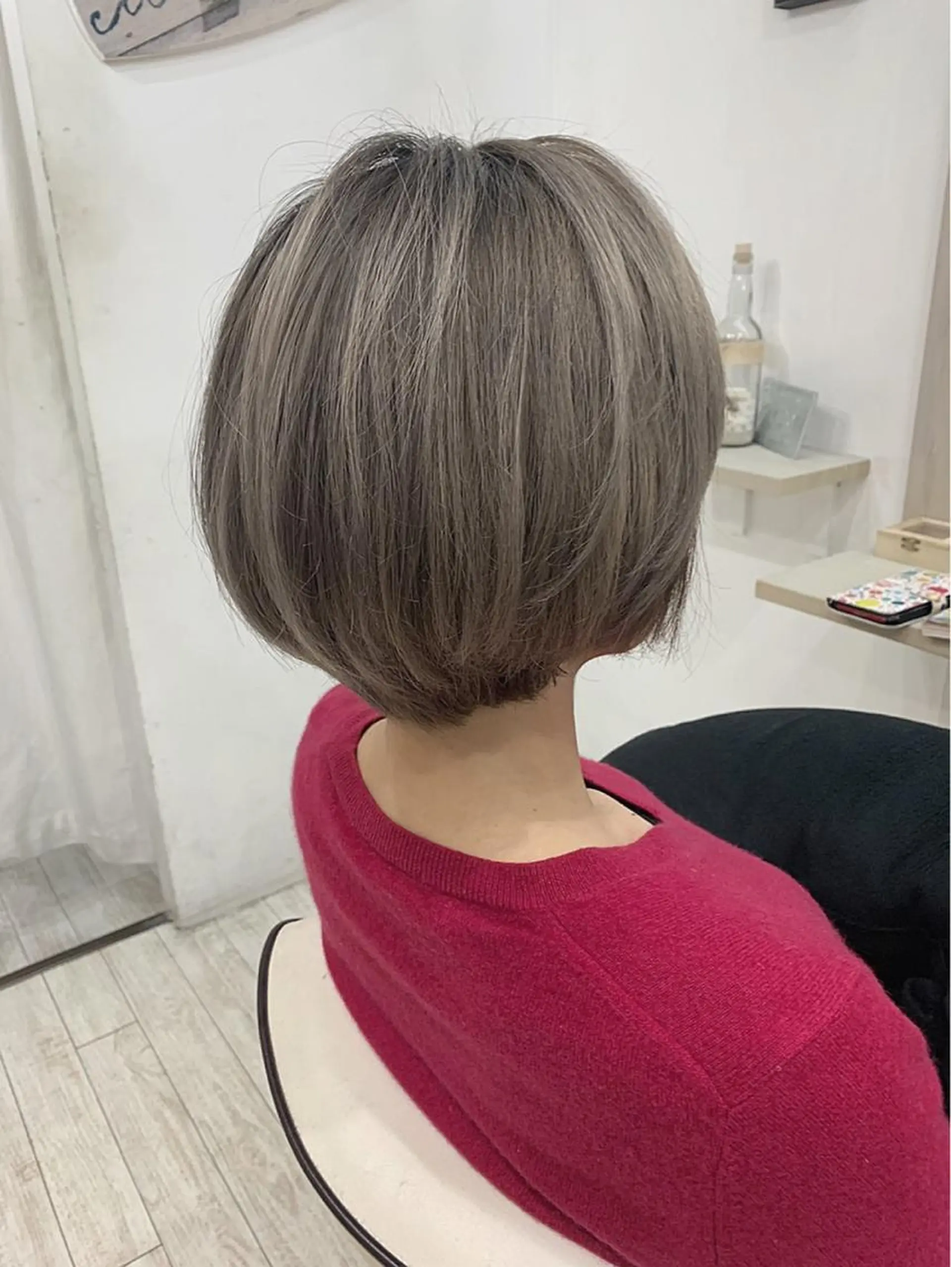 ショート カラー ヘアカラー トリートメント 京都大人女性ショート 徒歩1分/秋山のヘアスタイル