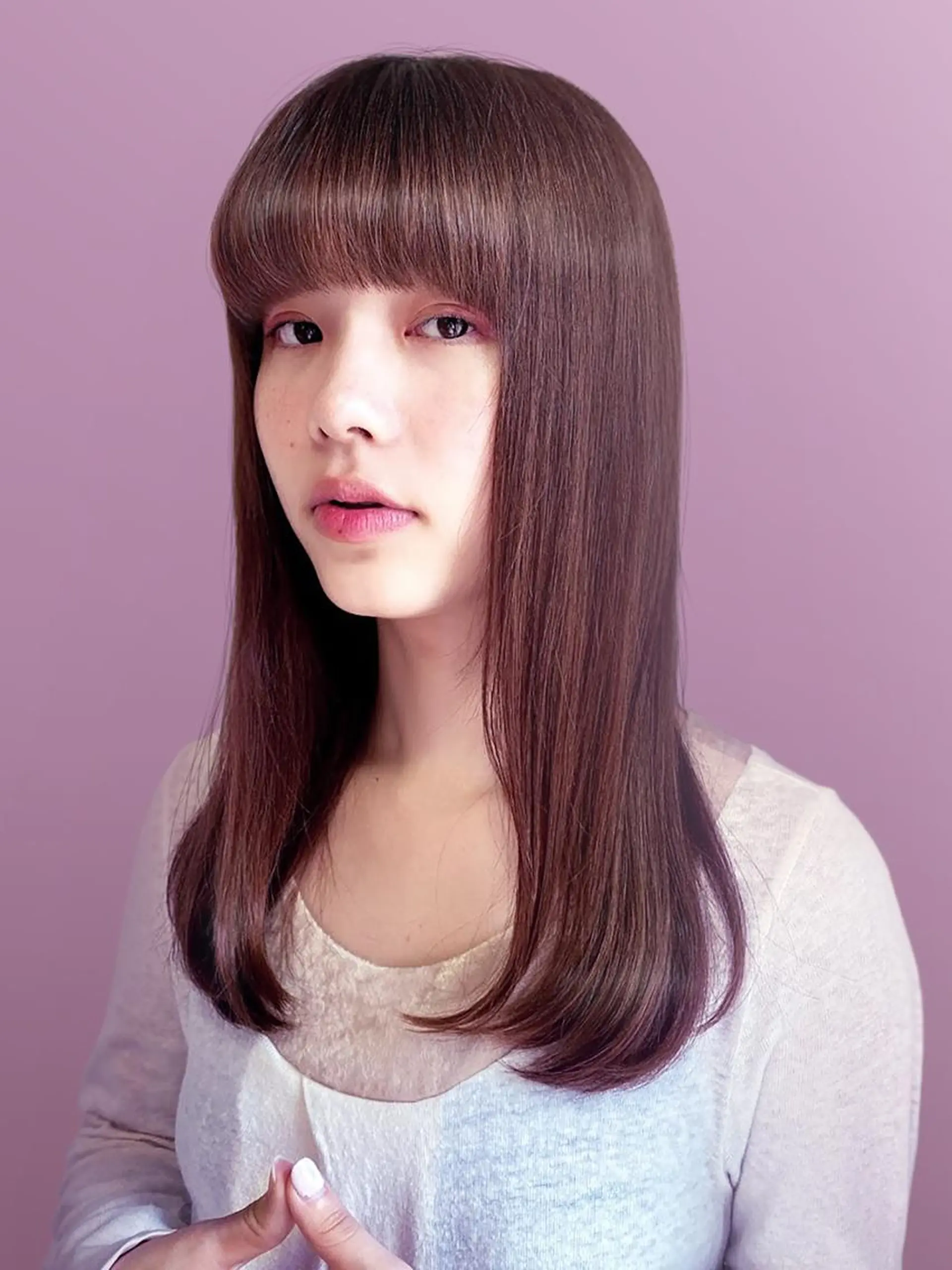 セミロング 髪質改善チェルシー 表参道💎縮毛矯正のヘアスタイル