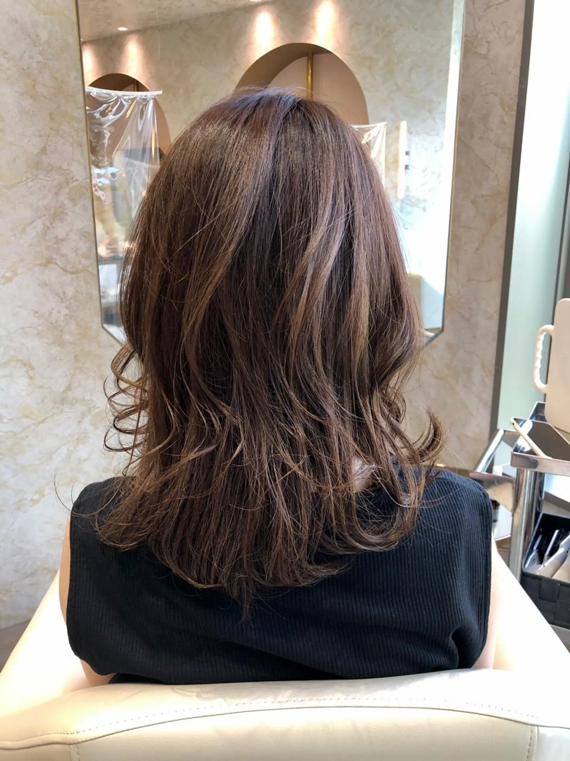 ミディアム ミディアムレイヤー レイヤーカット kyosuke 透明感カラーのヘアスタイル