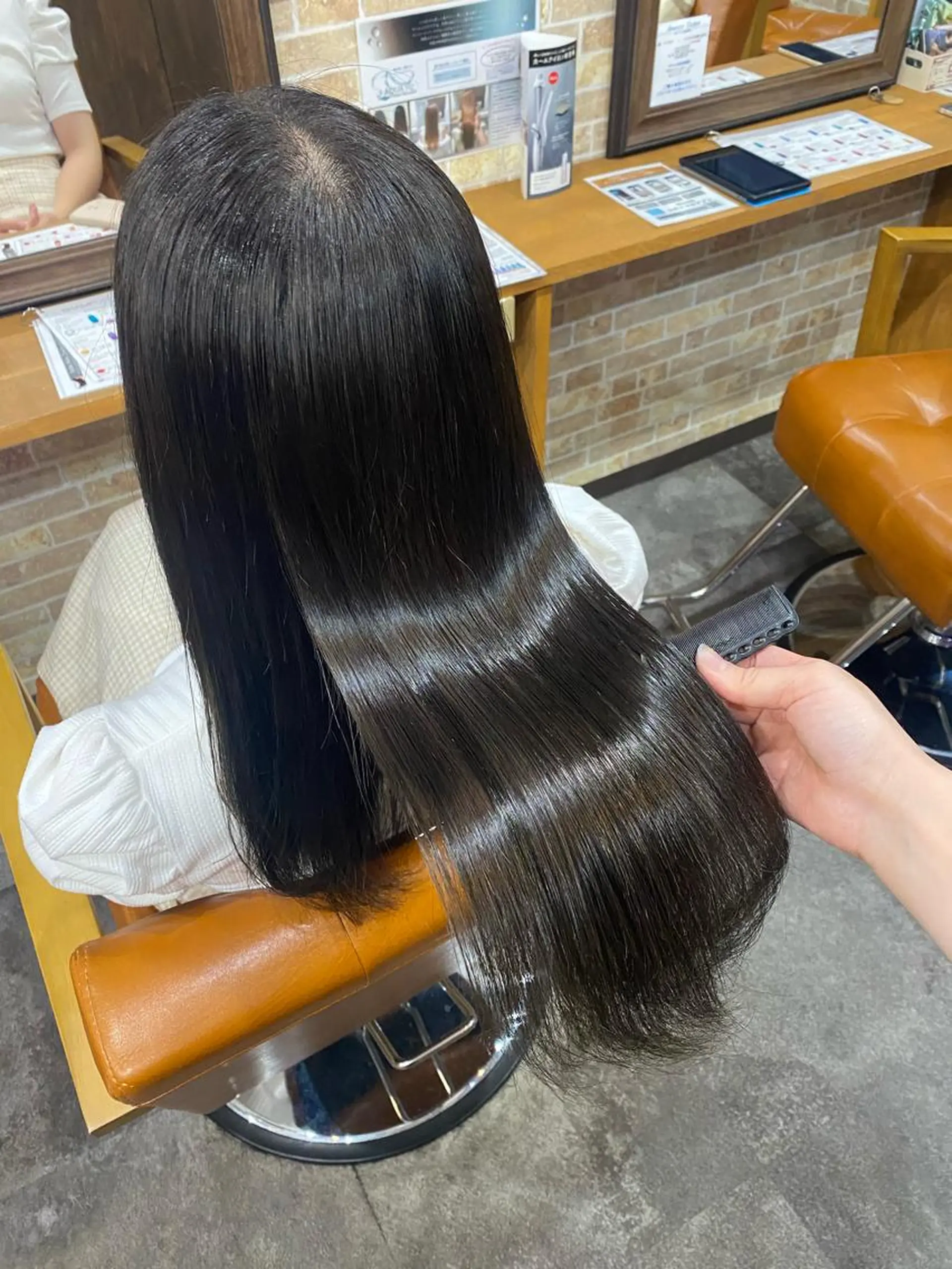 ロング 美髪ヘア 🤍erikaのヘアスタイル