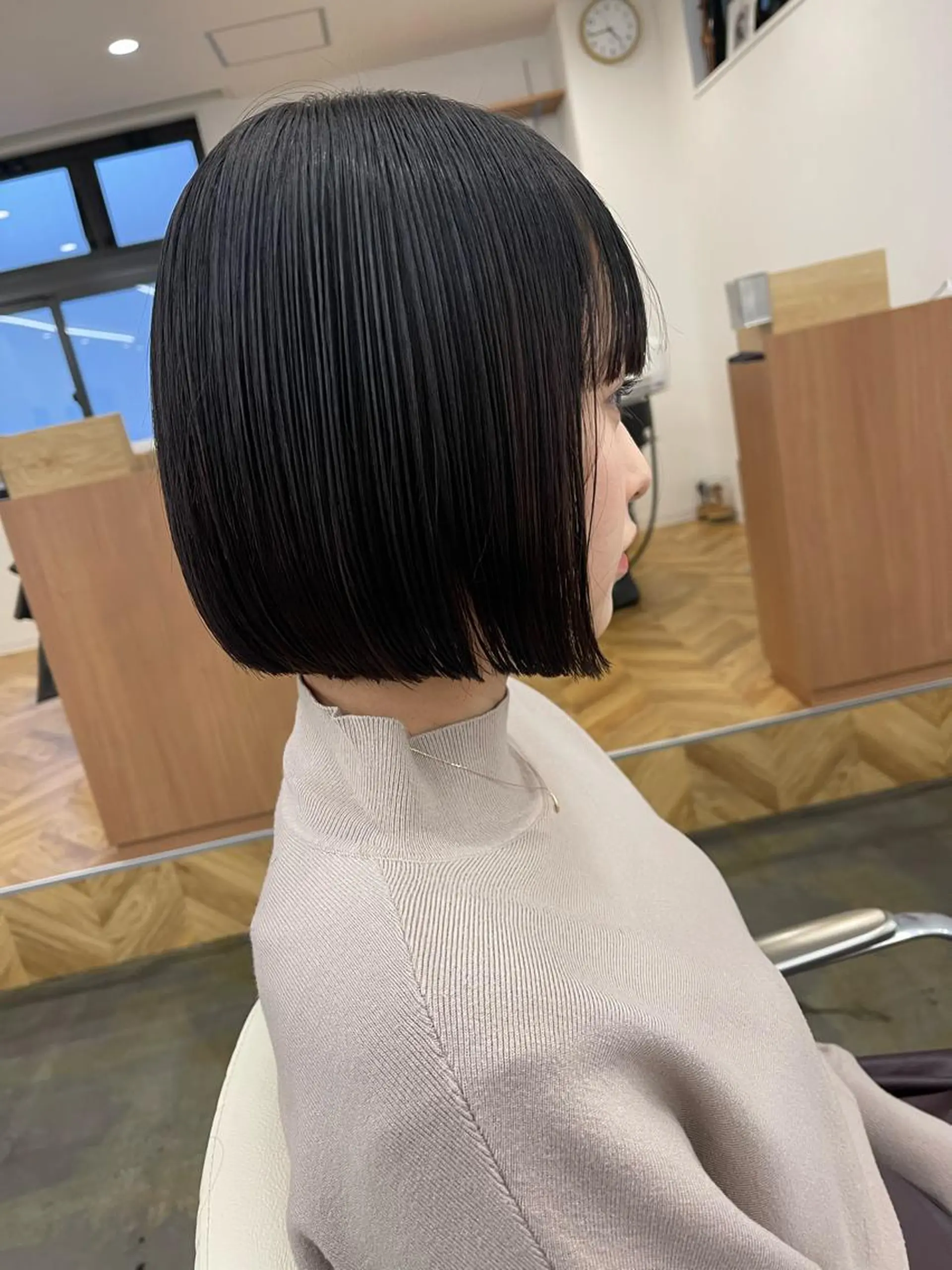 ショート カット トリートメント 💓パーマ，💗 レイヤーカットのヘアスタイル