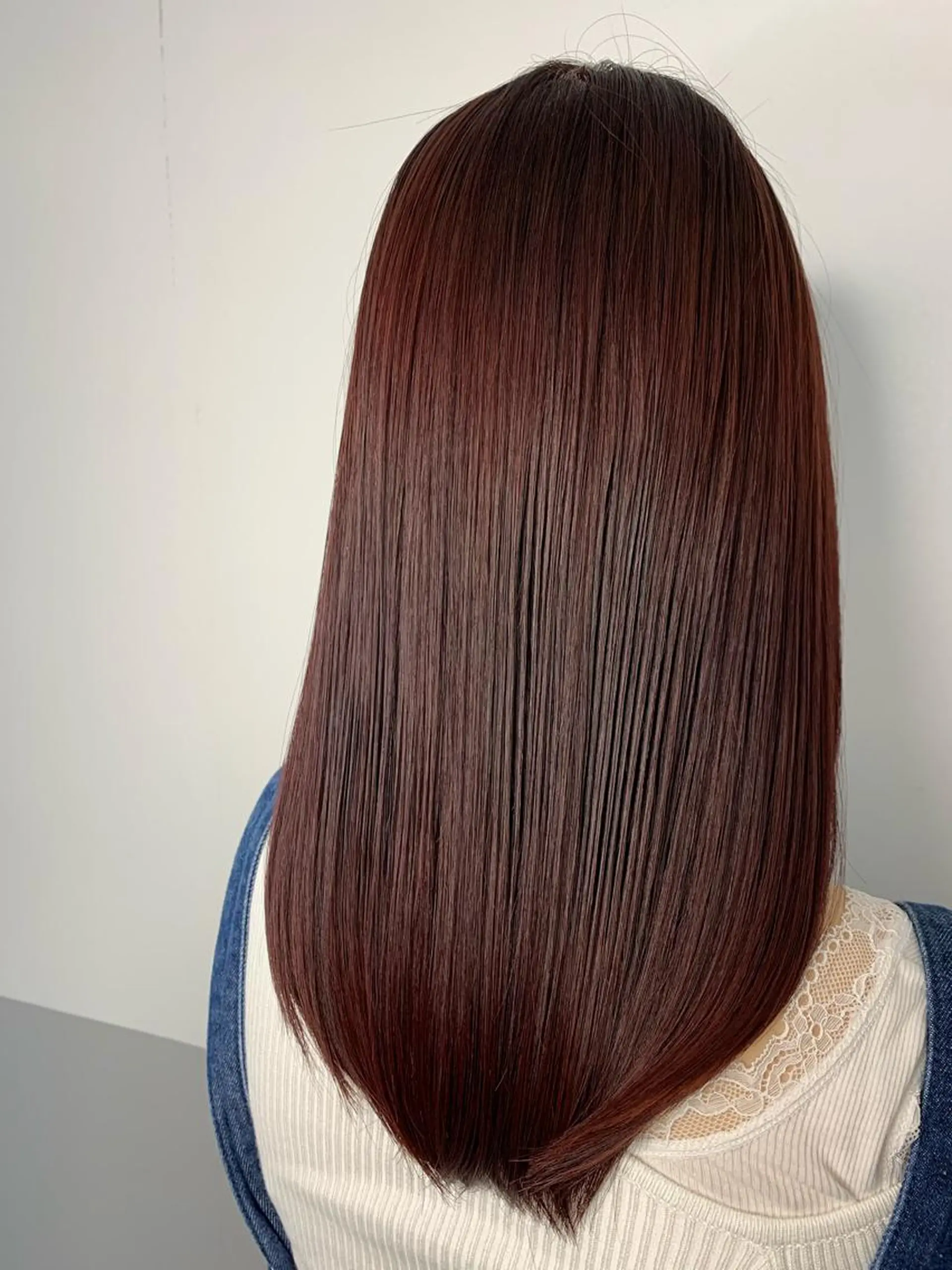 ミディアム カラー ミディアムパーマ ブリーチ トリートメント トップ スタイリストのヘアスタイル