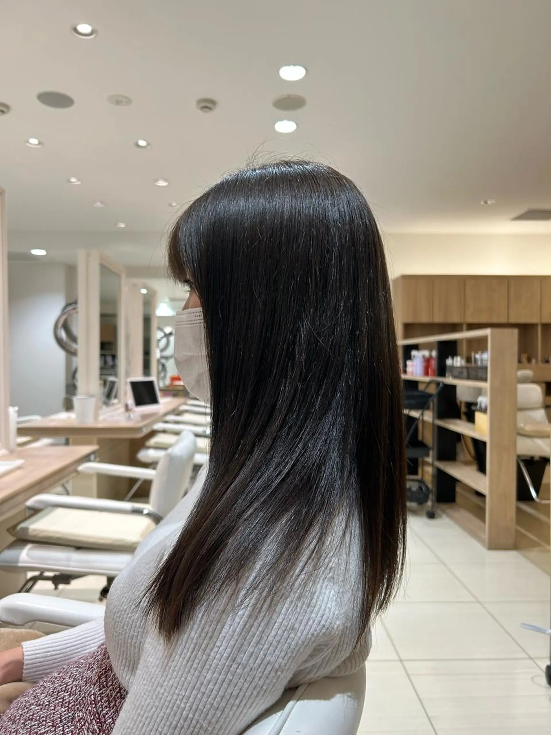 ロング 銀座シロー　村山 レツのヘアスタイル