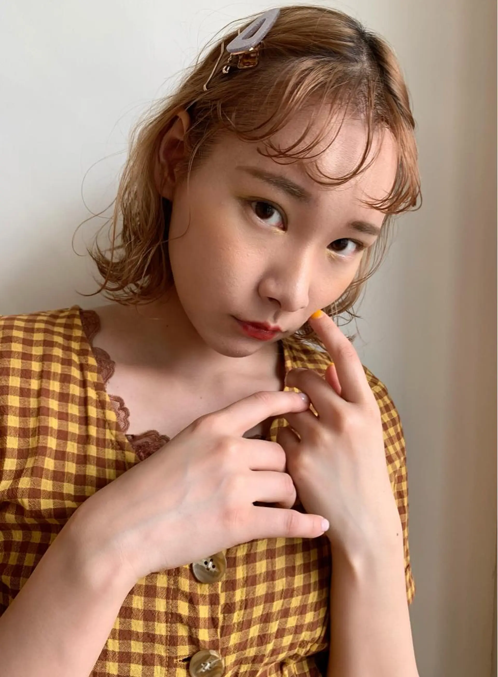 ミディアム カラー ヘアアレンジ シースルーバング 眉毛ワックス konomiの眉毛・アイブロウイメージ