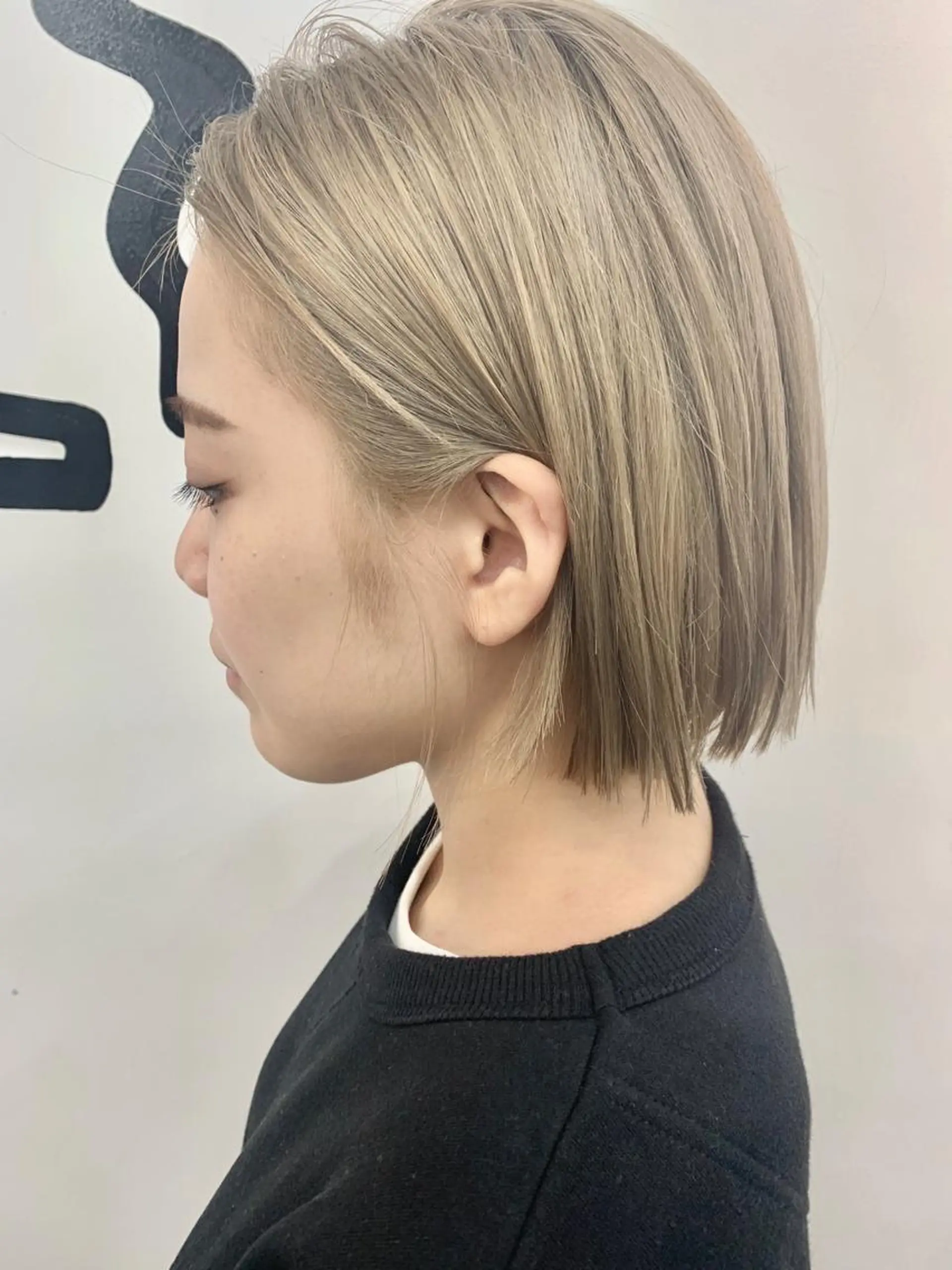 ショート カラー ☘️ブリーチ/ハイト ーン/レイヤー/のヘアスタイル