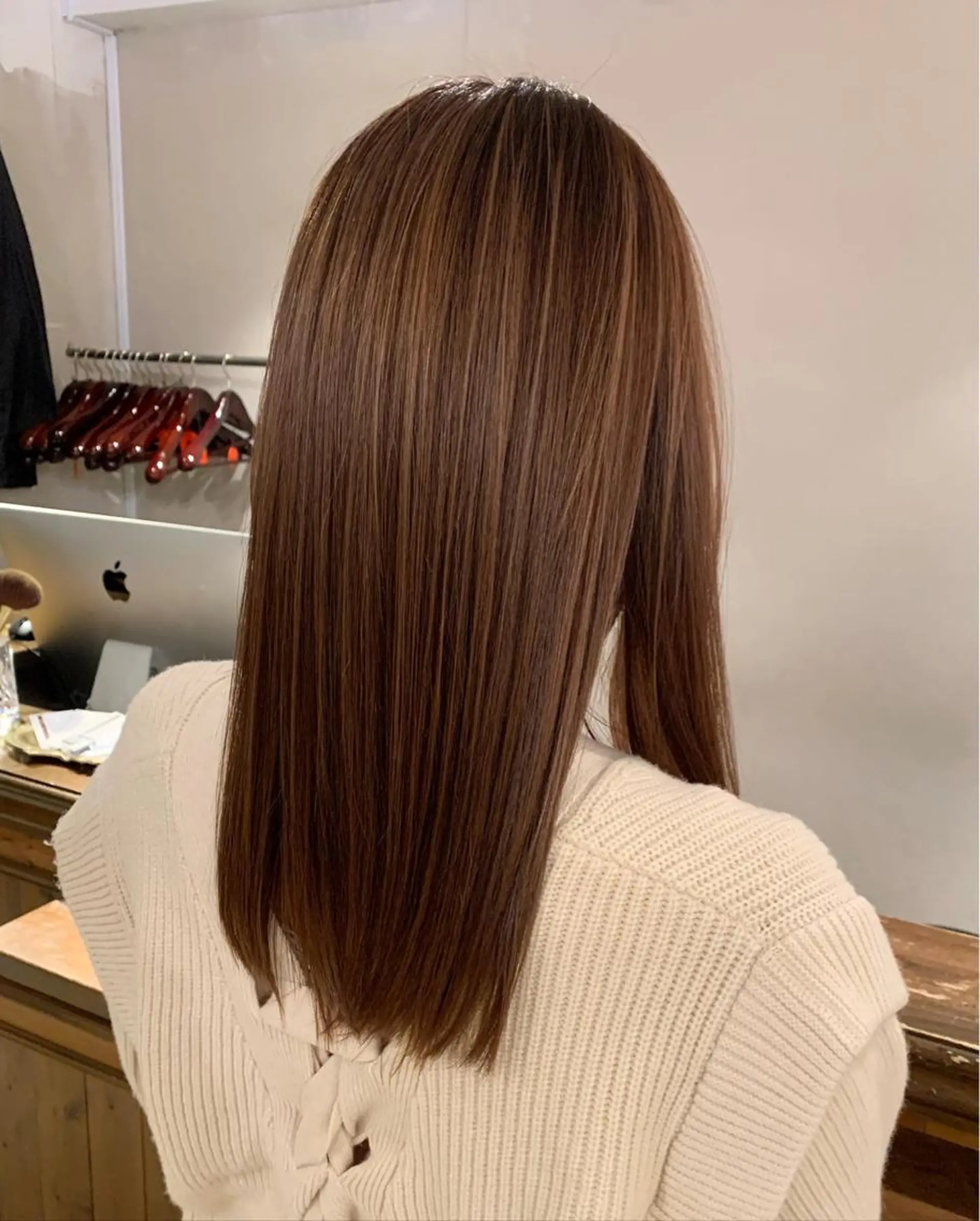 ロング カラー 透明感/オリーブ/ グレージュ/YUKAのヘアスタイル