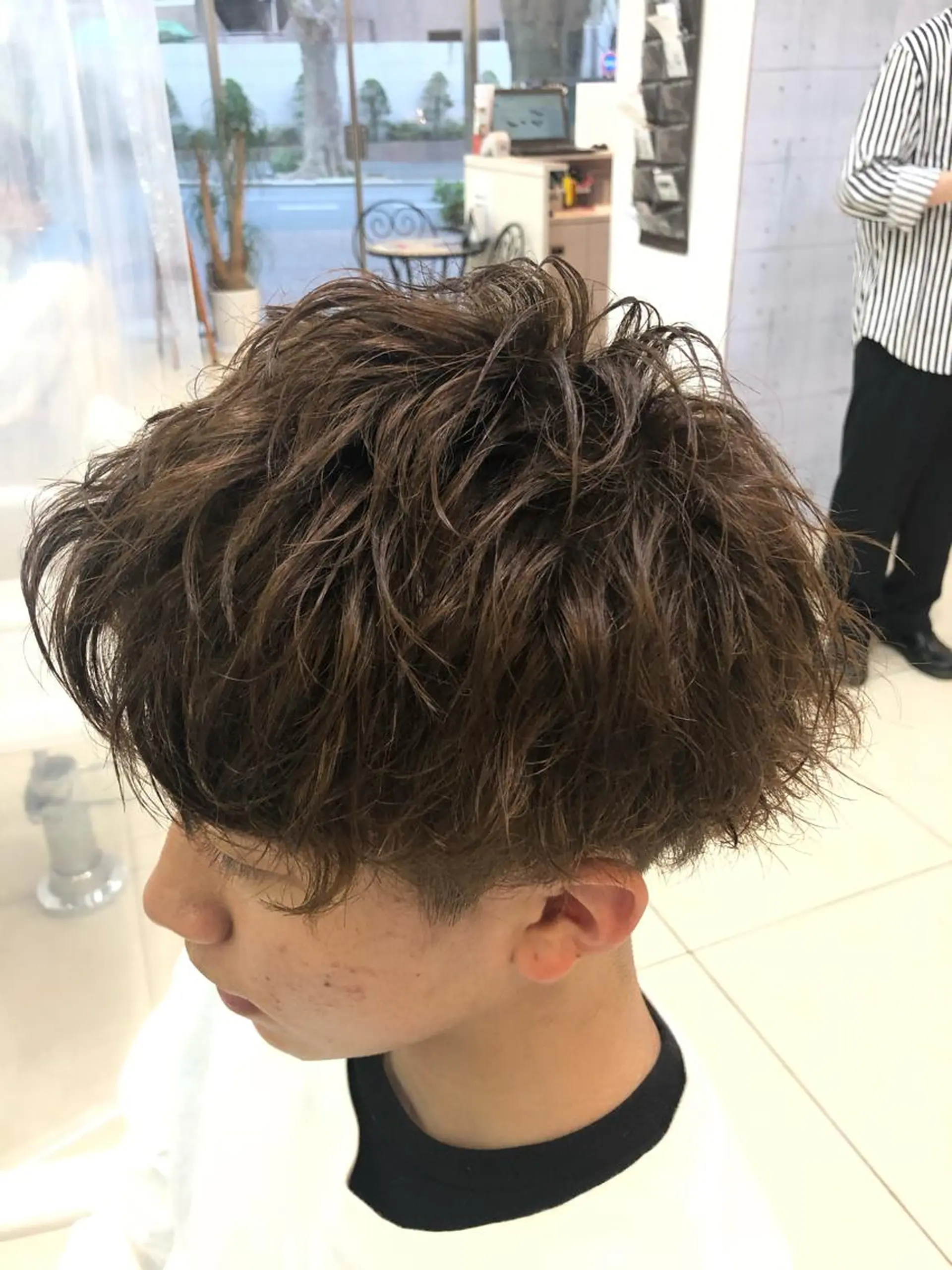 ショート パーマ メンズ 髪質改善× 白髪ぼかし溝江のヘアスタイル