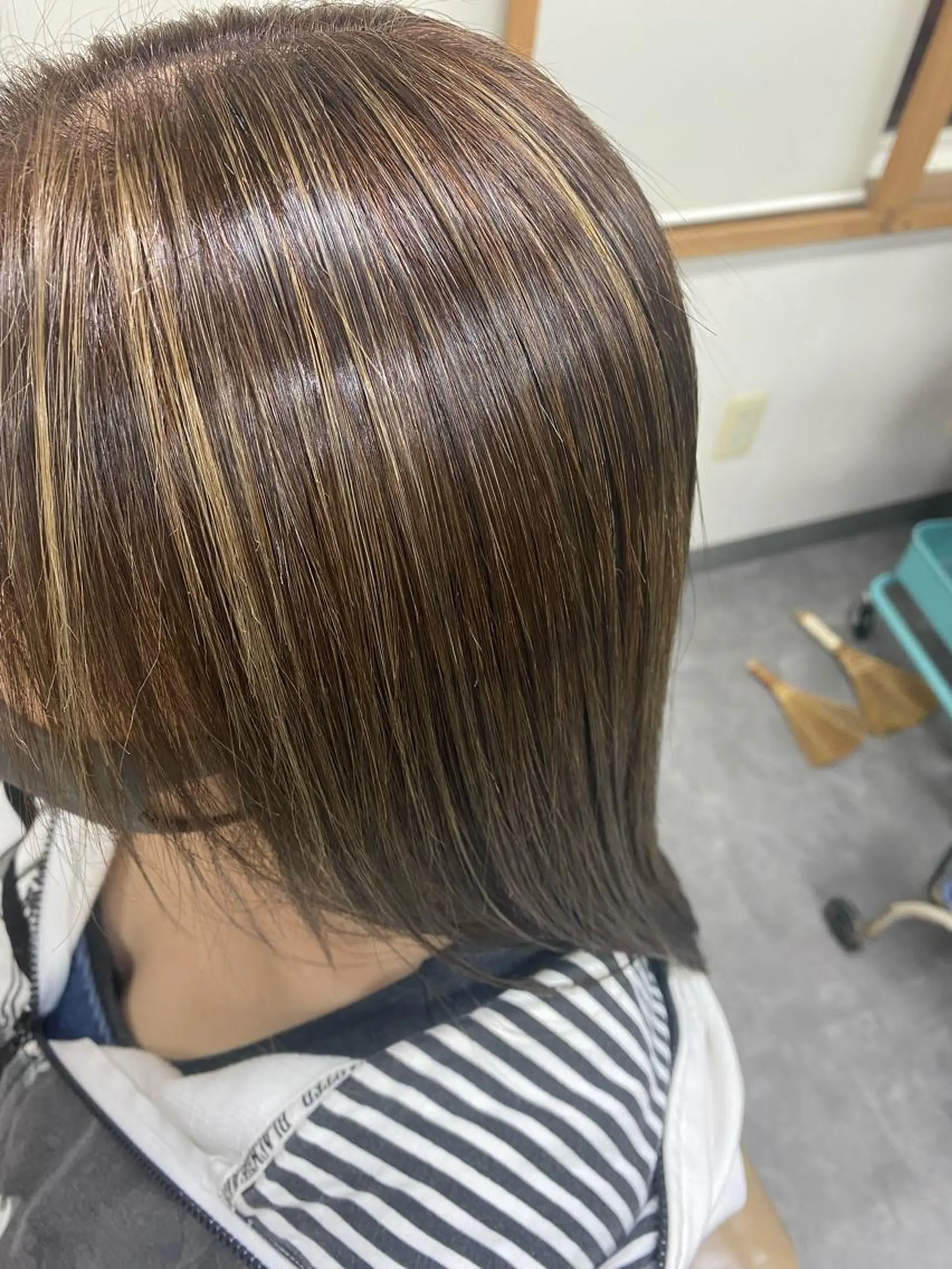 ロング カラー グレージュ ハイライトカラー ハイライト ヘアカラー トリートメント 永沼 真依のヘアスタイル